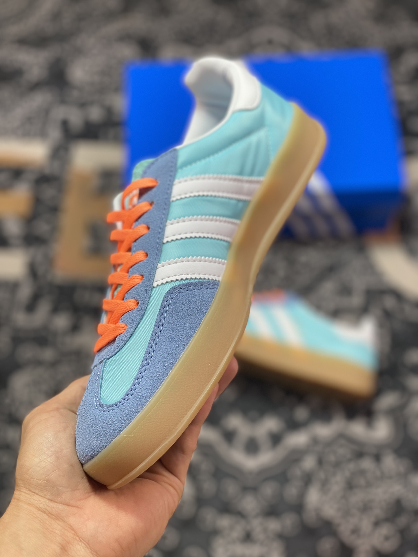 Adidas Originals Gazelle Indoor sky blue and white clover retro casual sports sneakers HQ9017