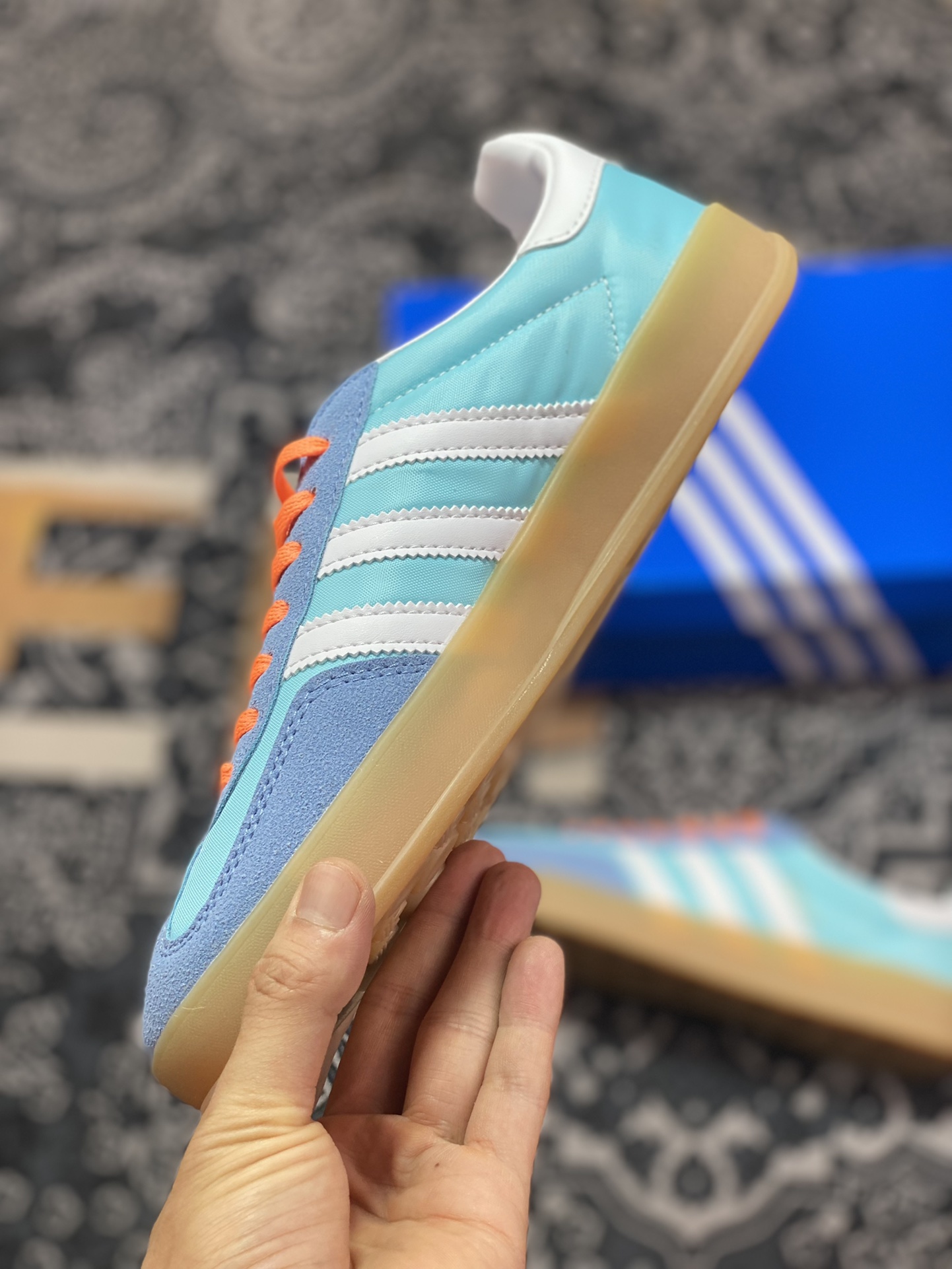 Adidas Originals Gazelle Indoor sky blue and white clover retro casual sports sneakers HQ9017