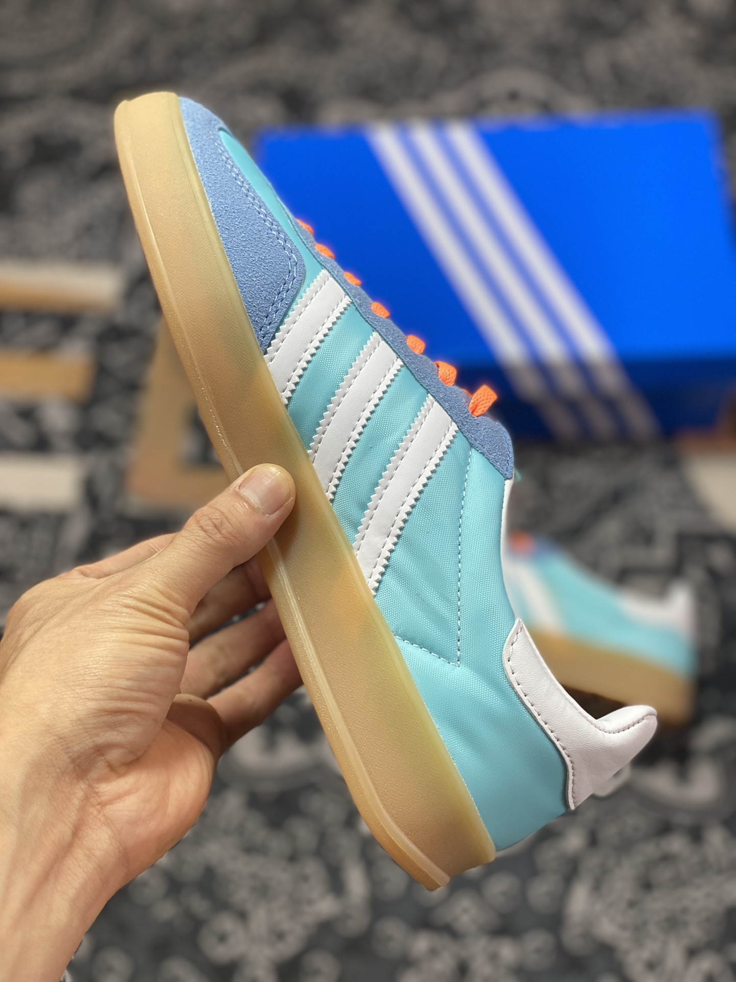 Adidas Originals Gazelle Indoor sky blue and white clover retro casual sports sneakers HQ9017