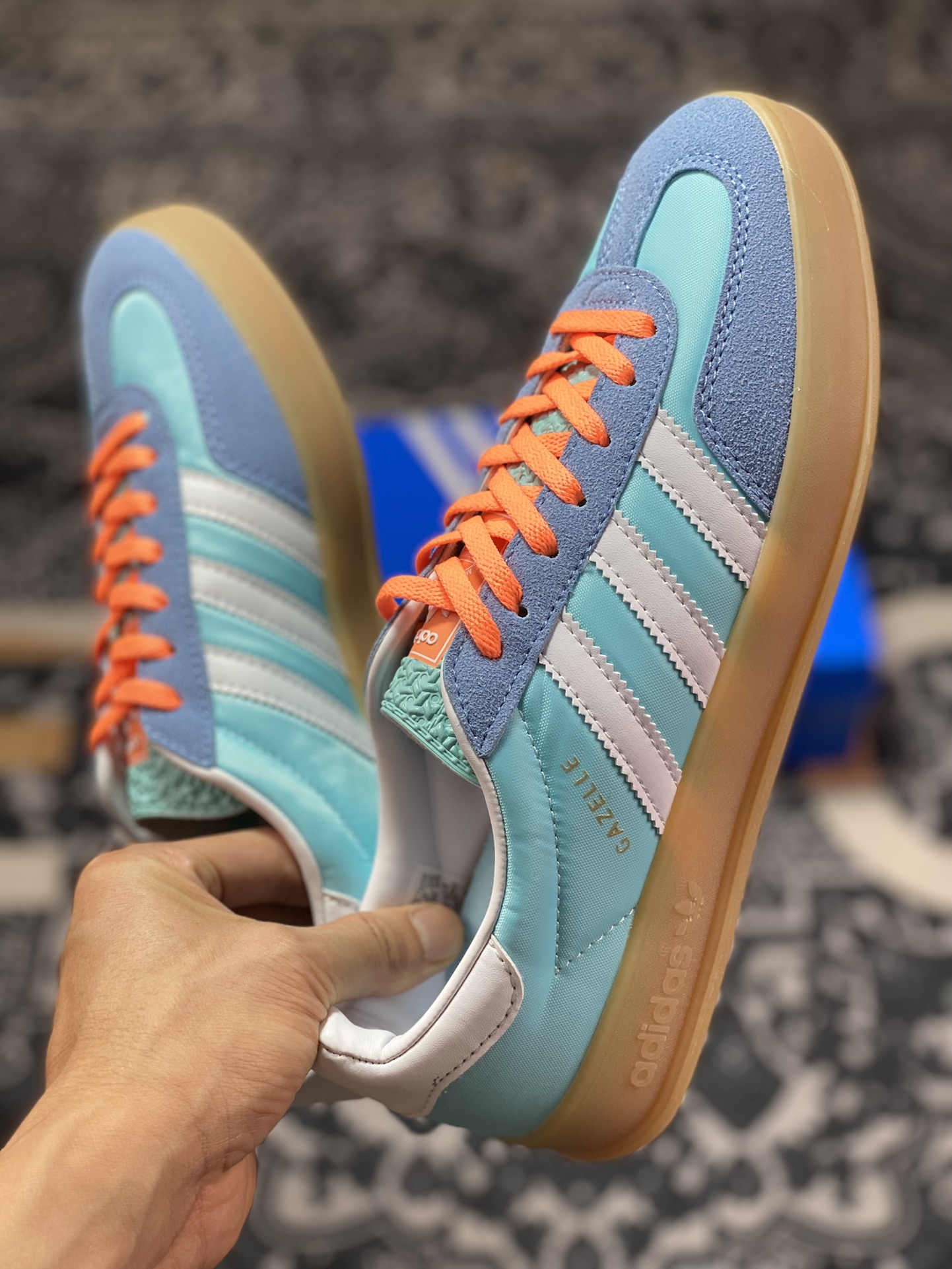 Adidas Originals Gazelle Indoor sky blue and white clover retro casual sports sneakers HQ9017