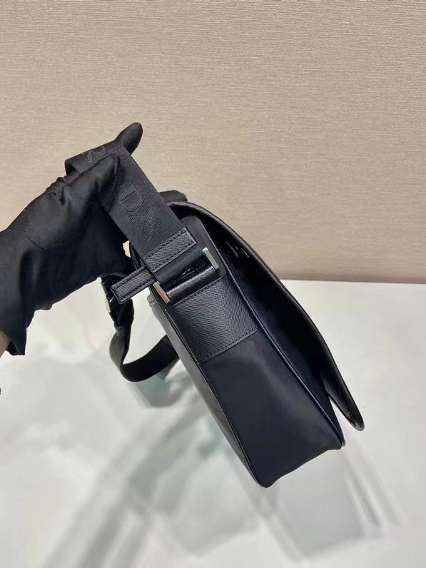 新款郵便型ショルダーバッグ - シンプルでスタイリッシュ