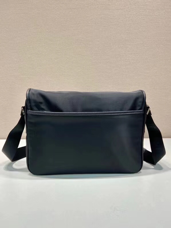 新款郵便型ショルダーバッグ - シンプルでスタイリッシュ