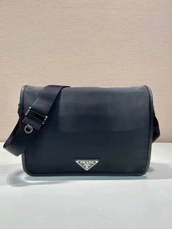 新款郵便型ショルダーバッグ - シンプルでスタイリッシュ