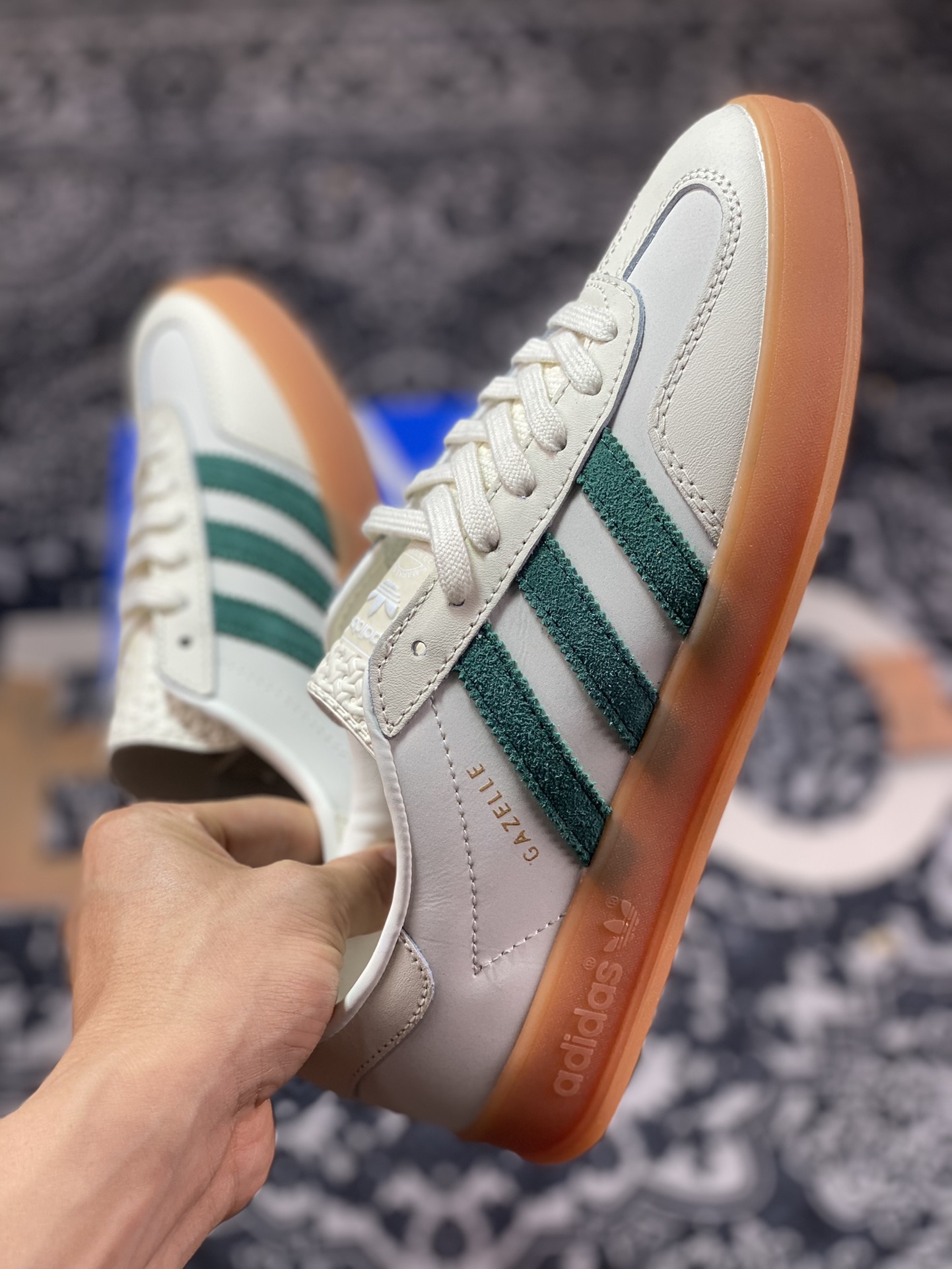 Adidas Originals Gazelle Indoor off-white green clover retro casual sports sneakers ID2567