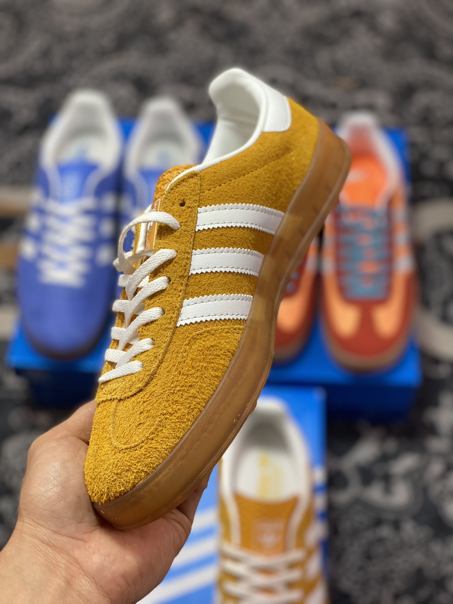 Adidas Originals Gazelle Indoor yellow and white clover retro casual sports sneakers HQ8716