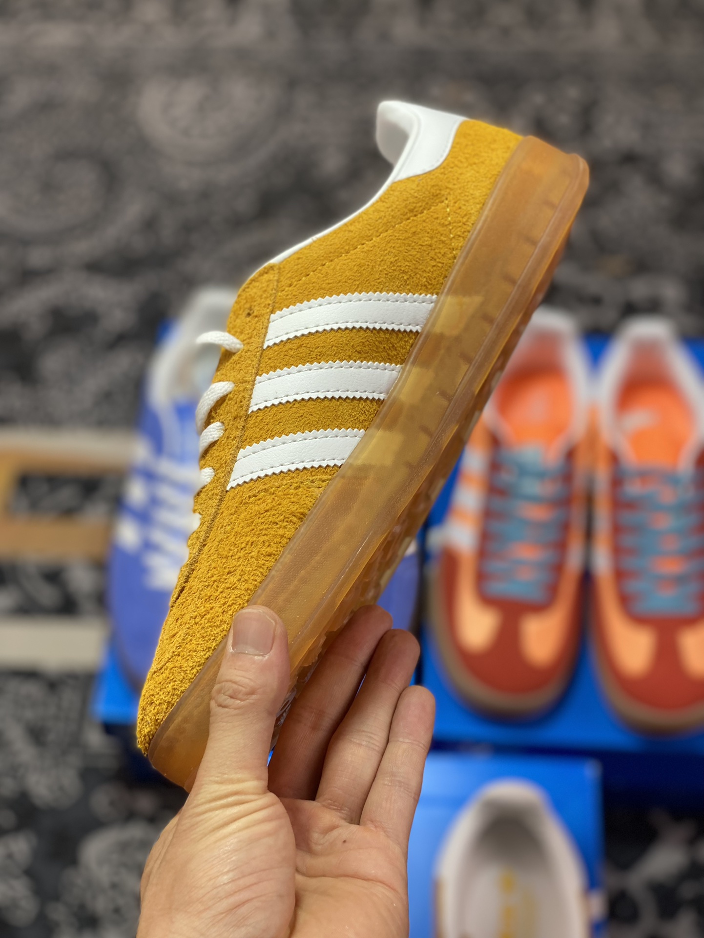 Adidas Originals Gazelle Indoor yellow and white clover retro casual sports sneakers HQ8716