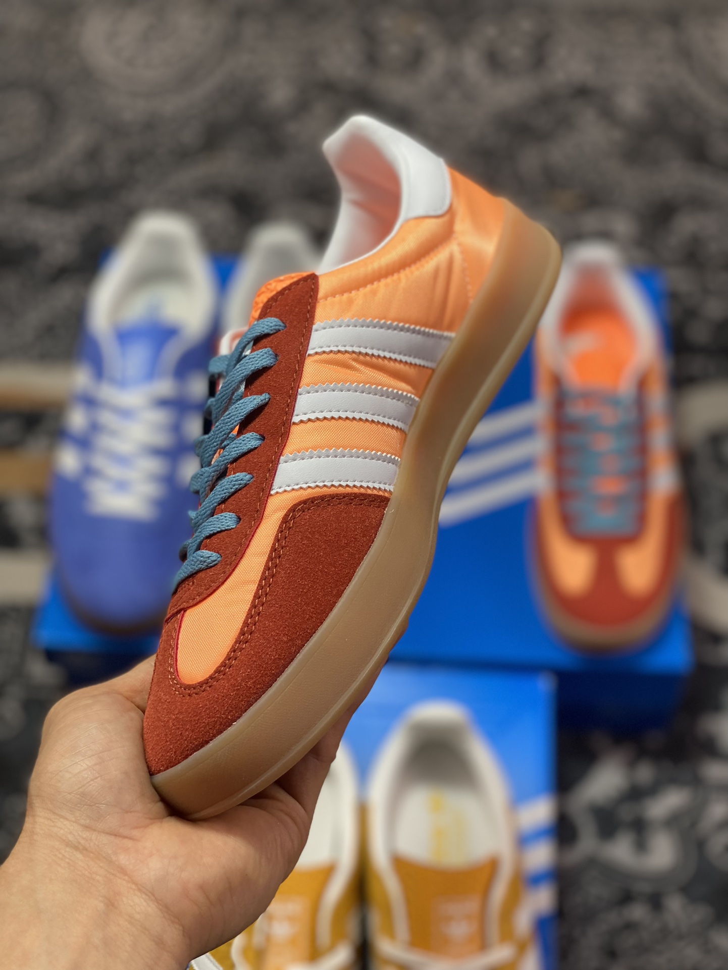 Adidas Originals Gazelle Indoor White Orange Clover Retro Casual Sports Shoes HQ9016