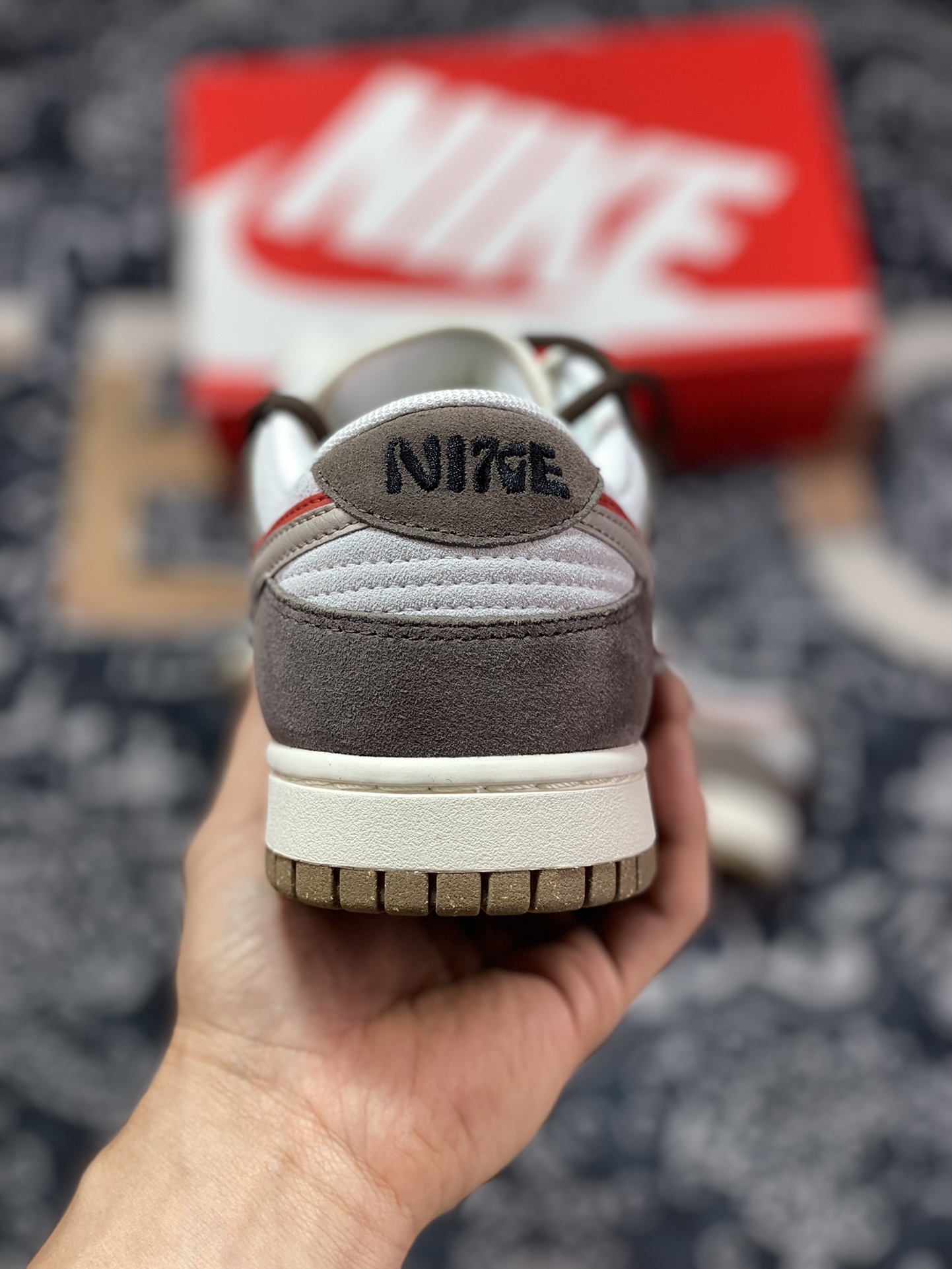 NIKE SB Dunk Low Brown White Red Straps DO9457-142