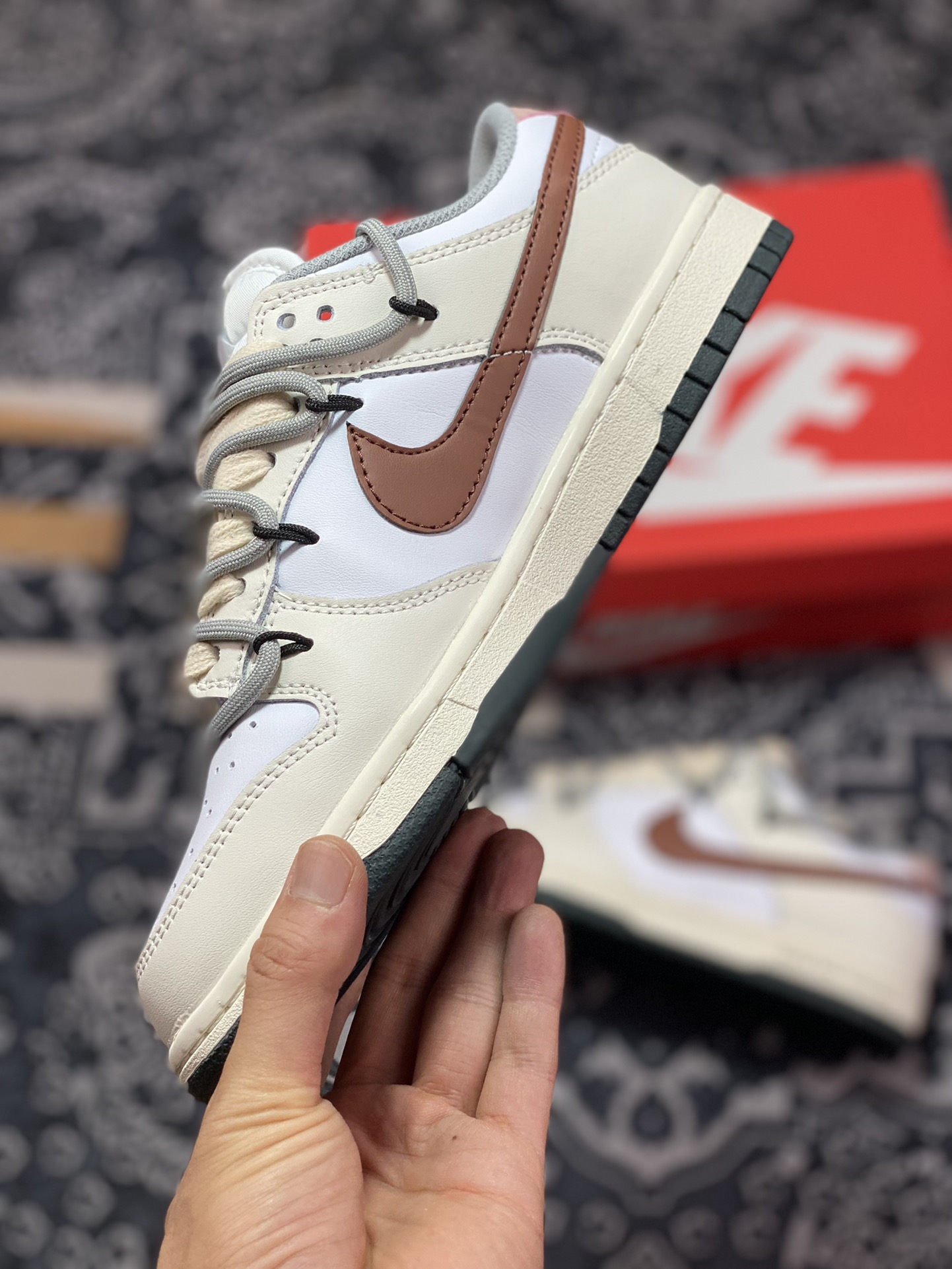 NIKE SB Dunk Low off-white brown strap DD1503-117