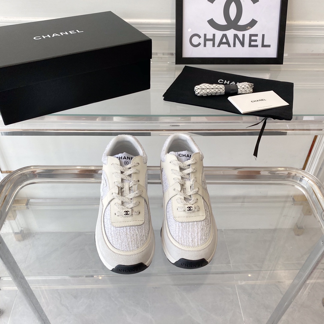 NO:173874,Chanel new couple sneakers, high-version shipment, fairy must-have style, especially beautiful on the feet, original customized Nibu material with suede surface, original open molded outsole Size35-40 (men's size 10), casual shoes/sports shoes, chanel, sneakers, chamois leather19860909Chanel新款情侣运动鞋 高版本出货 仙女必备款 上脚特别优美原版定制的妮布材料配麂皮面 原版开模大底 Size35-40 (男码10),休闲鞋/运动鞋,chanel,sneakers,chamois leather,Women's Shoes