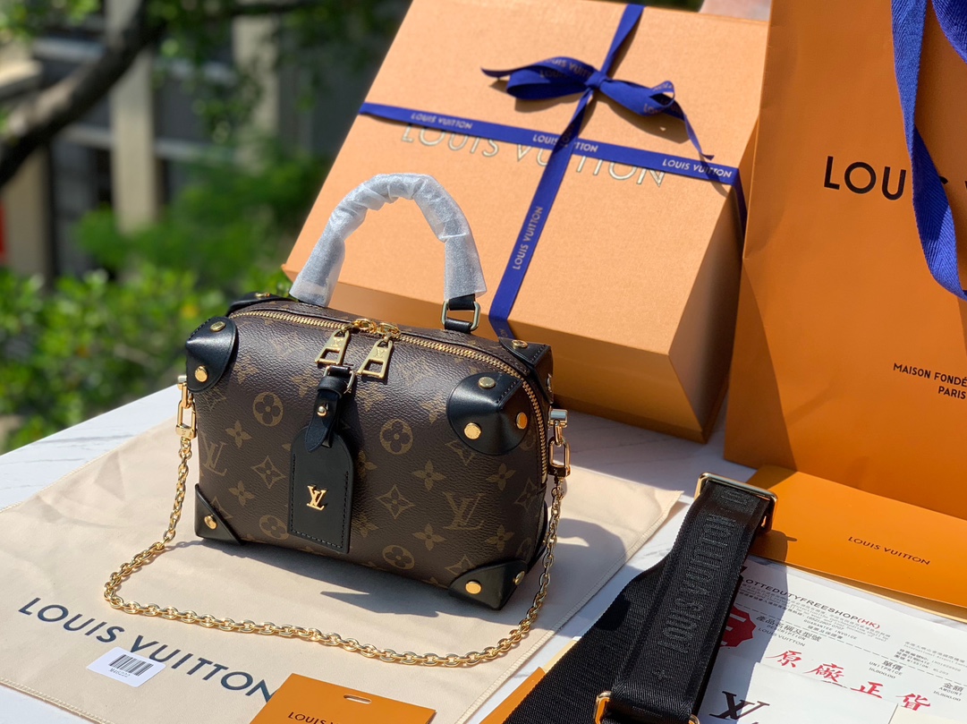 🌼尺寸 20×14×7.5cm国外渠道订单！M45571 LV软盒子手袋第一眼被戳中，还不是因为对老花完