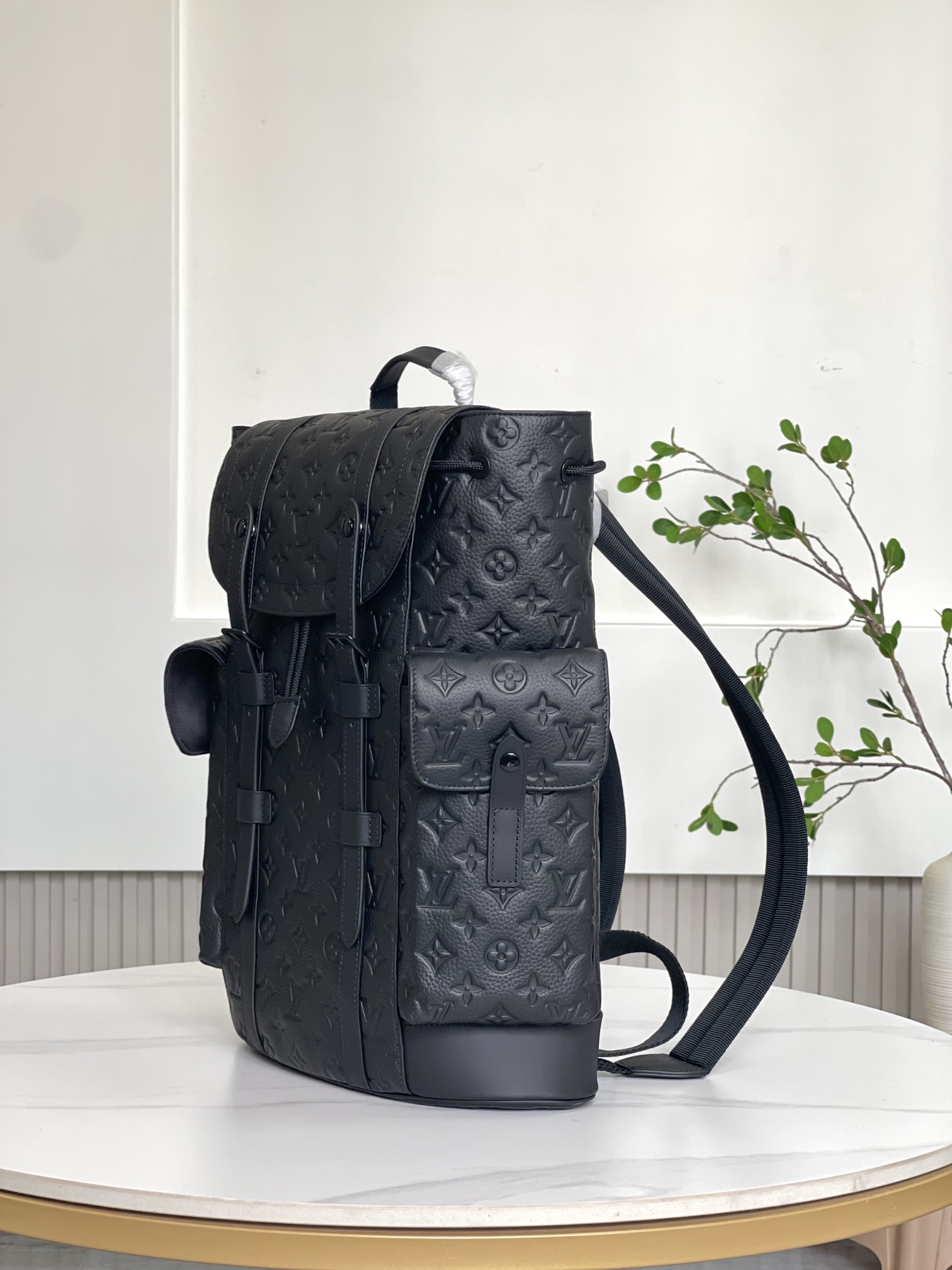 [Backpacks]Embossed Large Taurillon cow leatherFabric liningcow leather