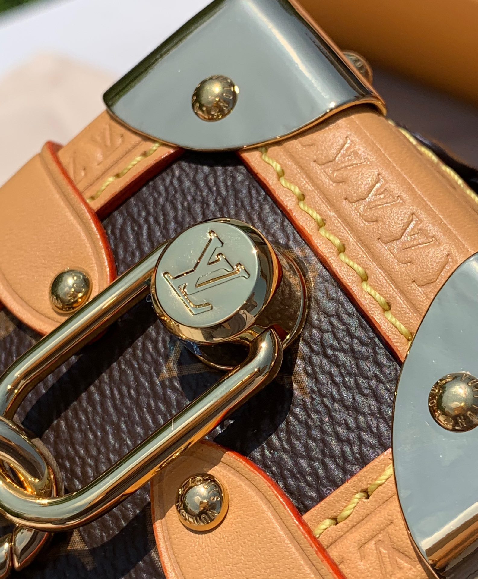 🌼 m46815尺寸 18×12.5×8cm贸易公司订单！迷你版终于等到啦！感觉小小的更加可爱☺，Lou