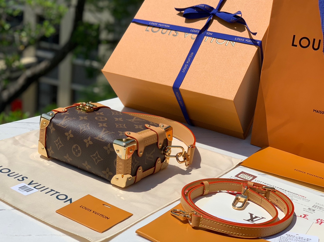 🌼 m46815尺寸 18×12.5×8cm贸易公司订单！迷你版终于等到啦！感觉小小的更加可爱☺，Lou