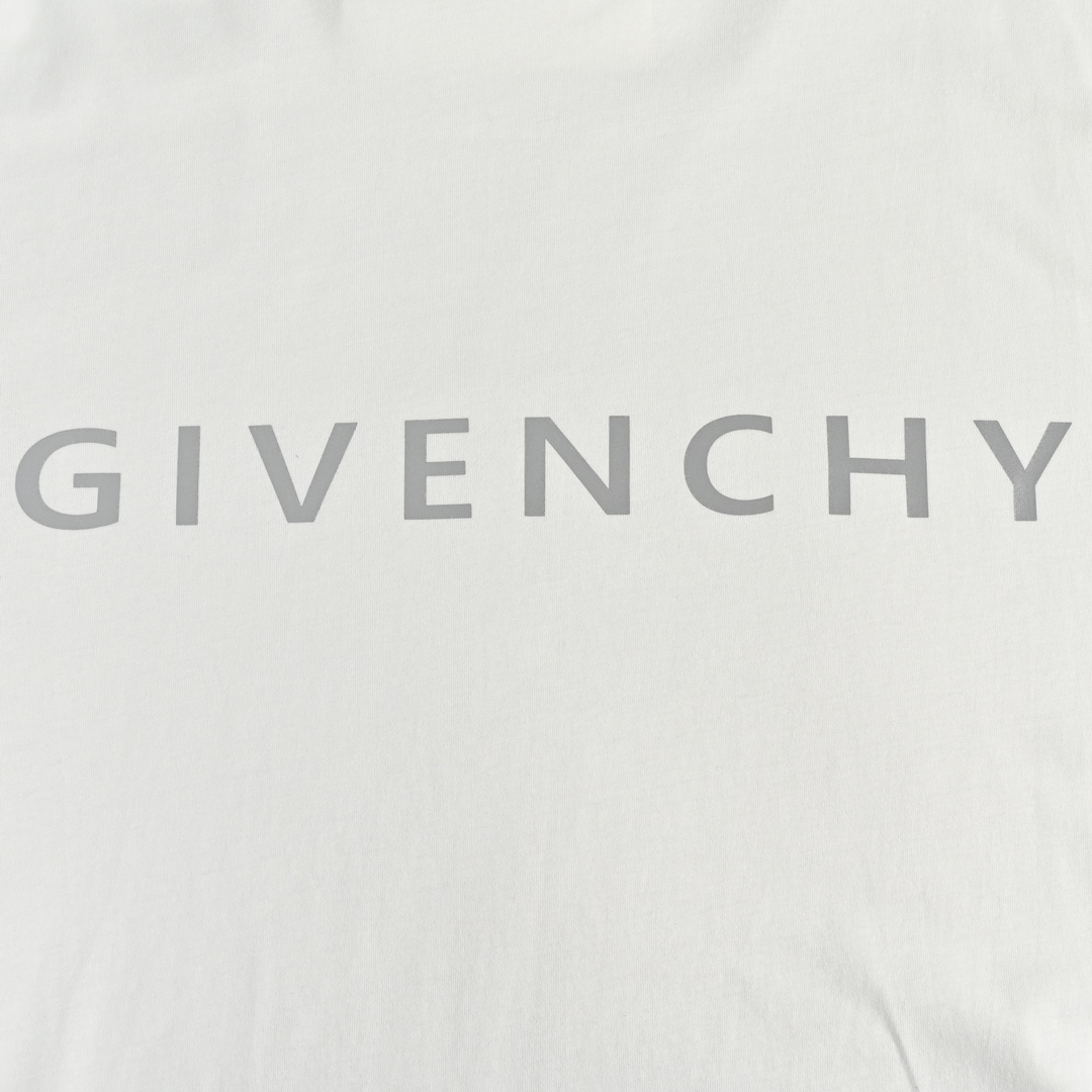 GIVENCHY/纪梵希23ss 反光字母印花短袖