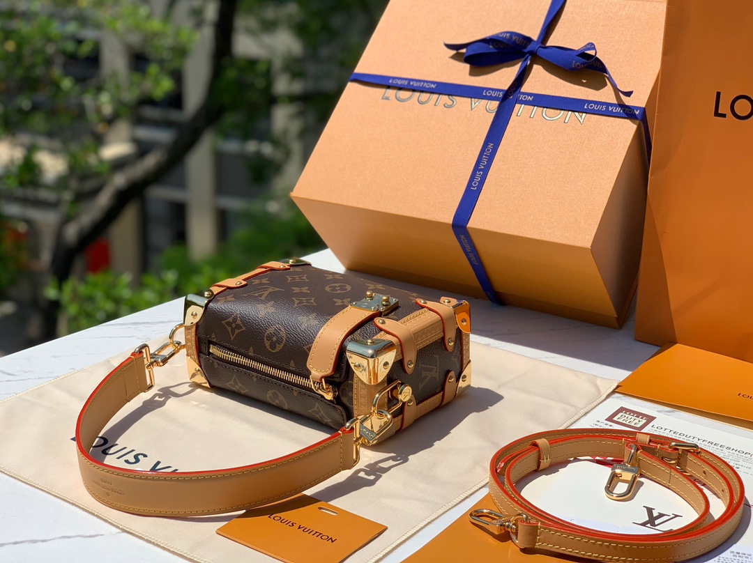 🌼 m46815尺寸 18×12.5×8cm贸易公司订单！迷你版终于等到啦！感觉小小的更加可爱☺，Lou