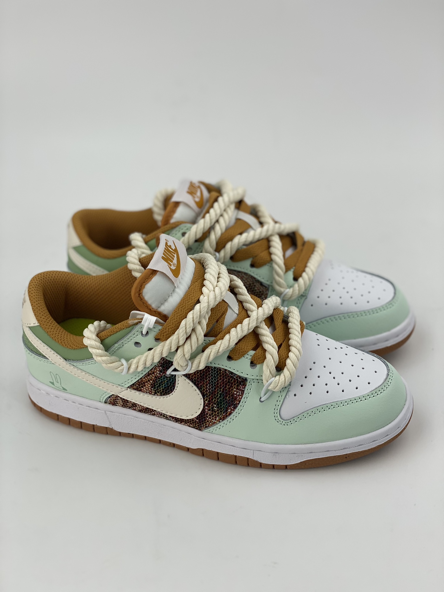 Nike SB Dunk Low deconstructed drawstring low top DN1431-001