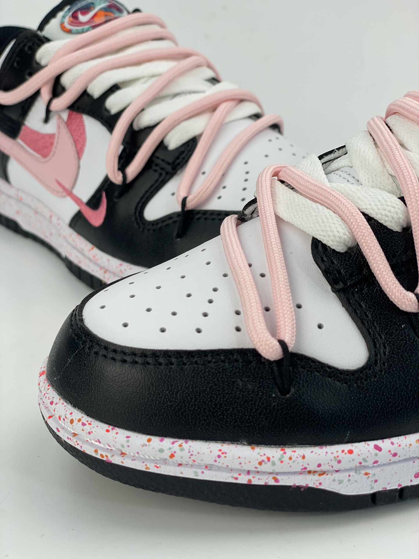 Nike SB Dunk Low Valentine's Day Black Pink Reversed Three Hook Deconstructed Drawstring Shoes FD4623-131