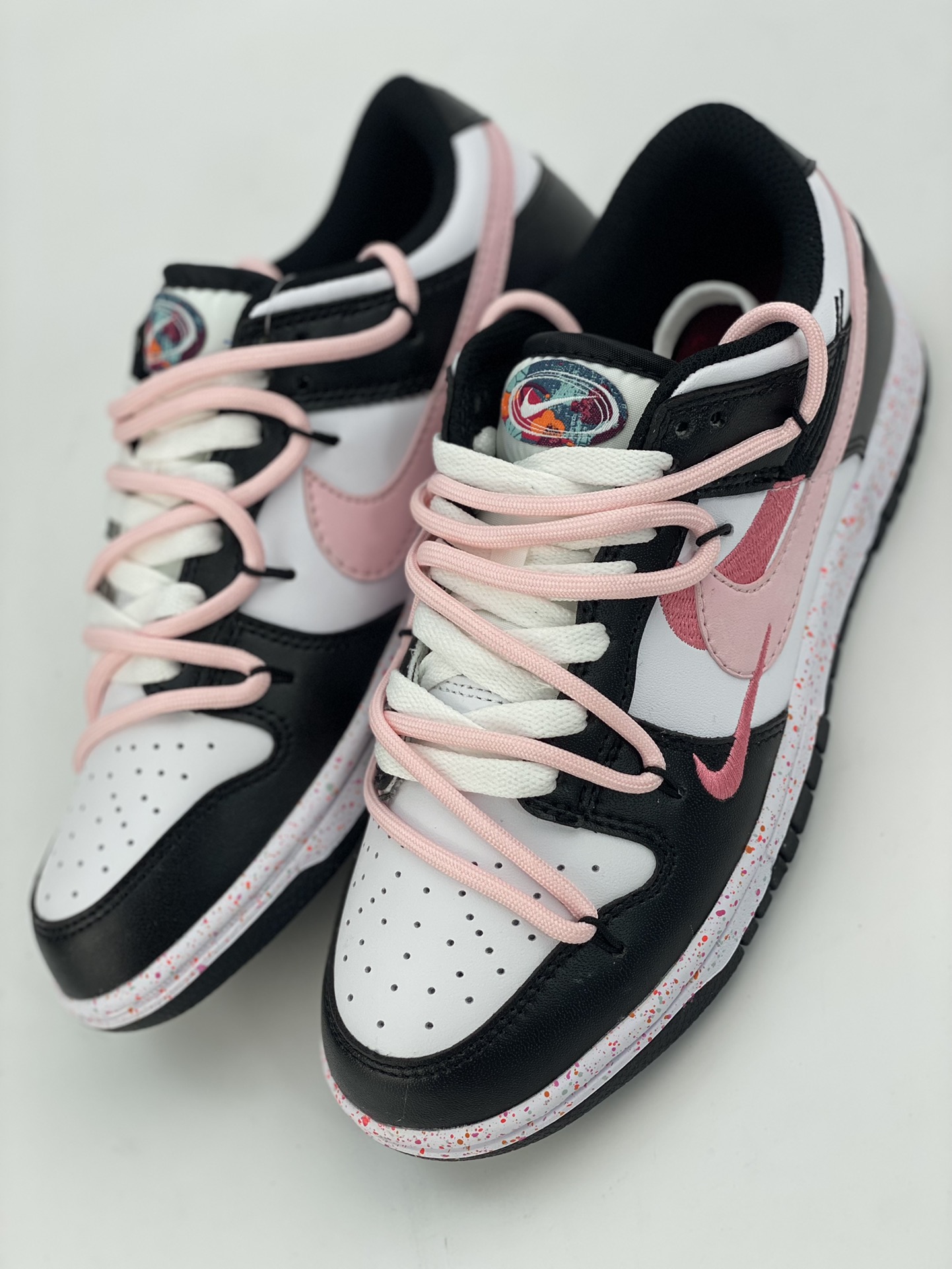 Nike SB Dunk Low Valentine's Day Black Pink Reversed Three Hook Deconstructed Drawstring Shoes FD4623-131