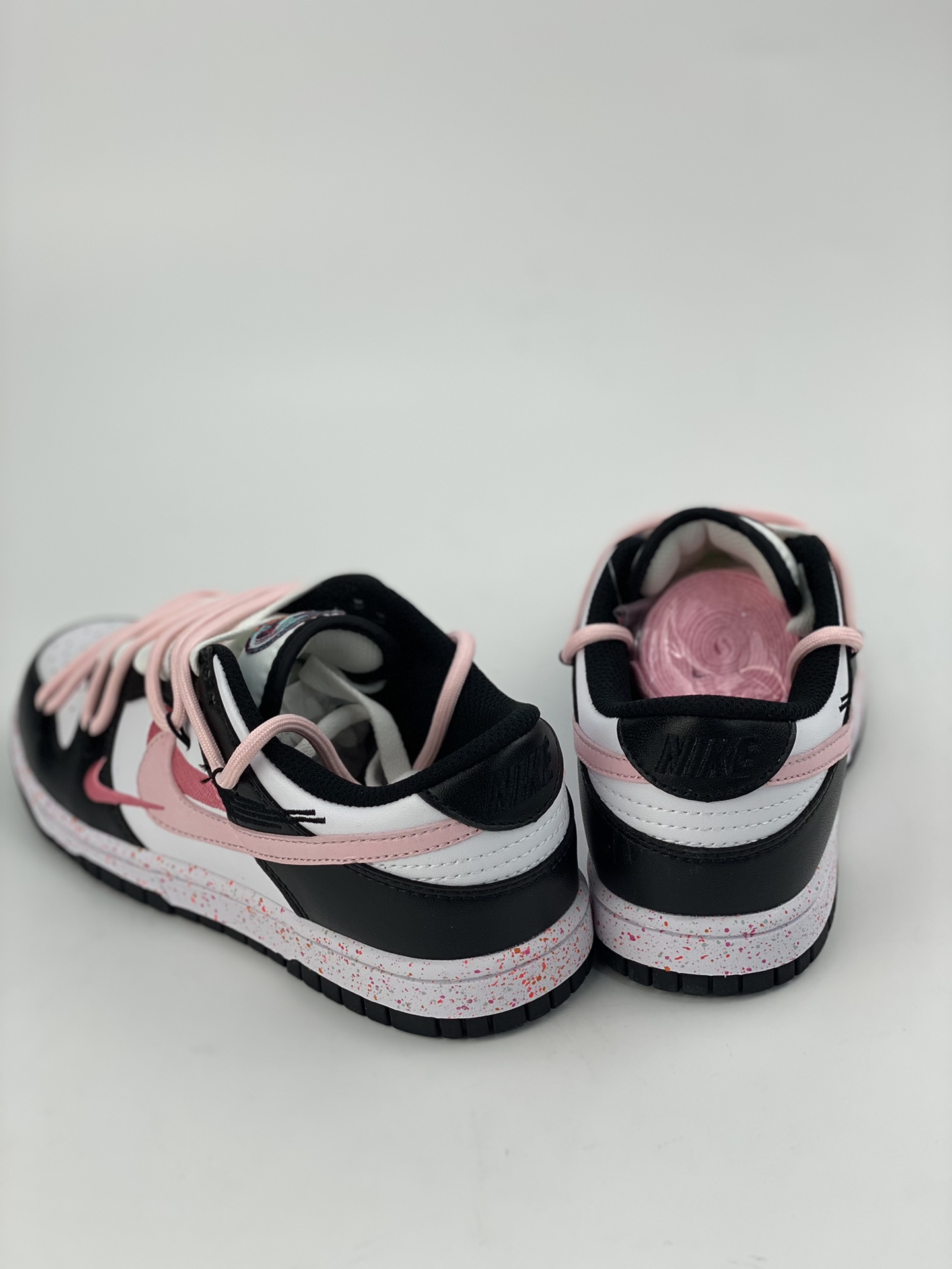 Nike SB Dunk Low Valentine's Day Black Pink Reversed Three Hook Deconstructed Drawstring Shoes FD4623-131