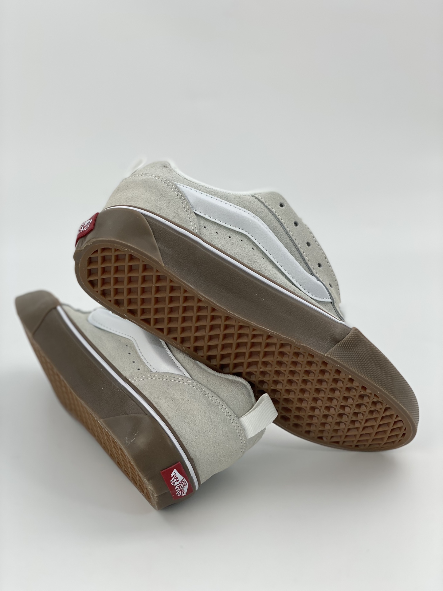 Vans official Knu Skool milk tea age-reducing college style rubber-soled bread shoes sneakers