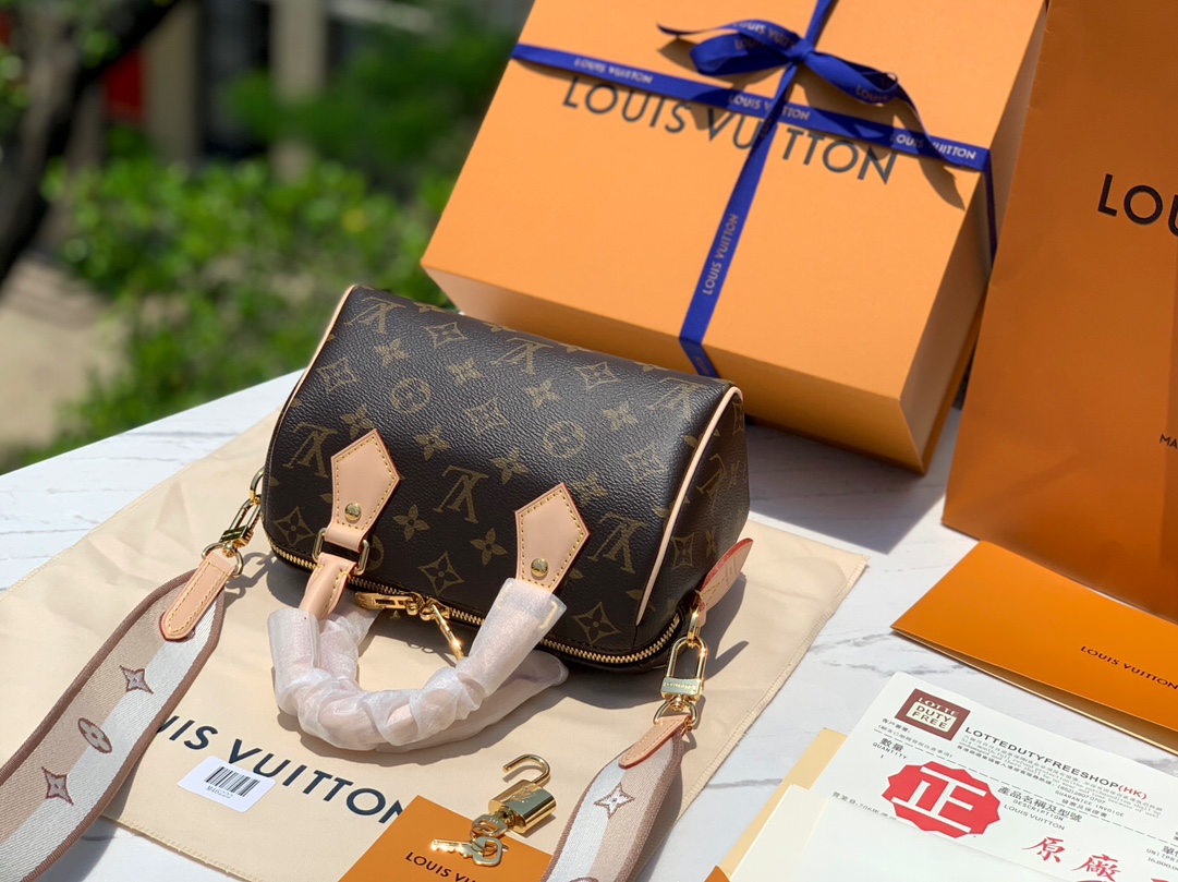 🌼 粉肩带尺寸20 x 13 x 12CM原厂渠道货！Lv M46222 新出的S🌼Peedy 20CM