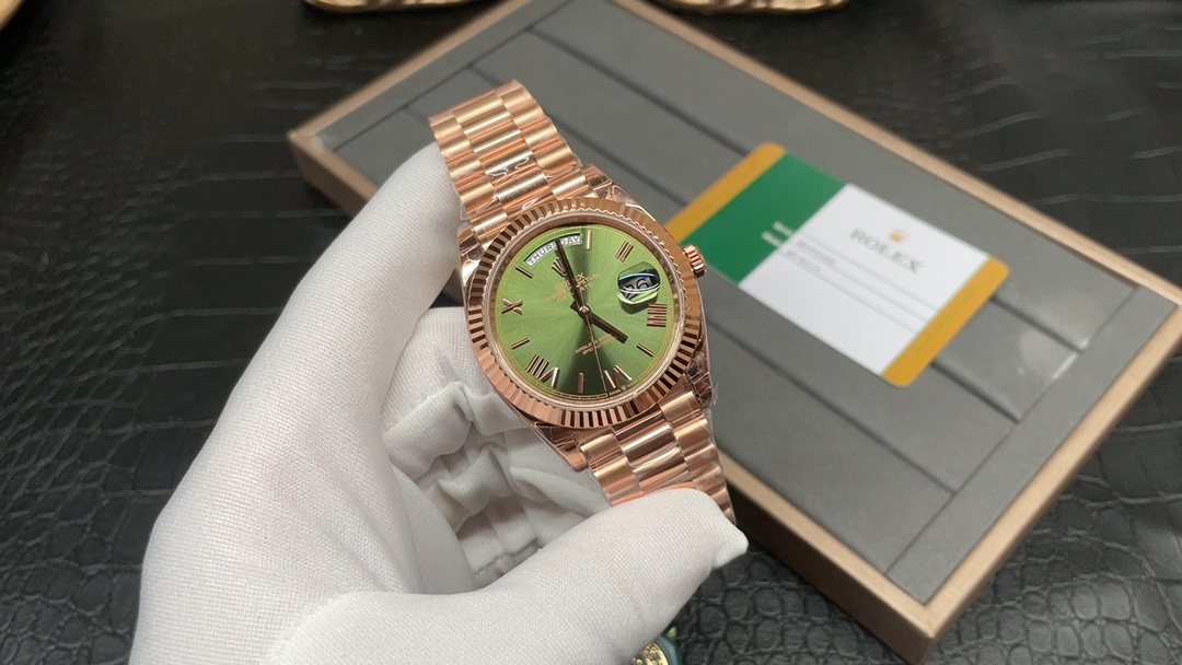 Rolex 星期日历型 40mm