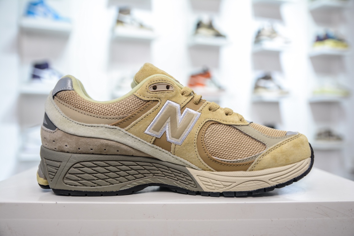 E AURALEE x New Balance 2002R yellow classic color M2002RE1