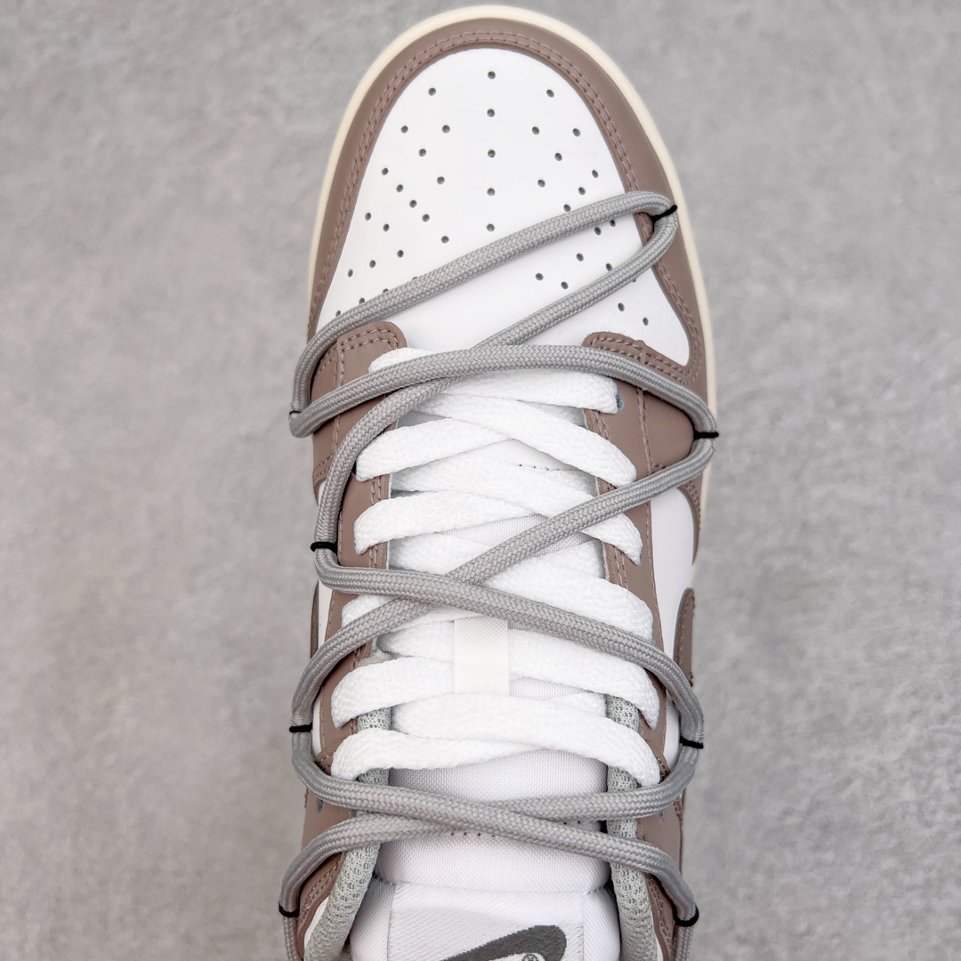 图片[4]-＃YC纯原福利 NK Dunk Low 可可拿铁 摩卡棕 DD1503-117 定制系列天花板 无原鞋不开发 全系列得物原鞋一比一校对开发 配色持续更新中 终端对接 优势输出 全套原厂楦头原纸板数据档案倾力打造 原汁原味莞产 极致还原 圈内最强针车工艺 高端零售指定版 广东原厂配套原盒原标 鞋盒分三个尺码段 原厂冲刀 超高清洁度 全鞋零毛边皮料切割 采用原厂百宏鞋带以及原厂百宏织唛舌标 内标可供原厂几率过验 进口原装条纹中底布 四线拉帮白色点胶 原厂拉帮手法遵循公司 原厂电绣 极致还原 尺码：35.5 36 36.5 37.5 38 38.5 39-选品中心
