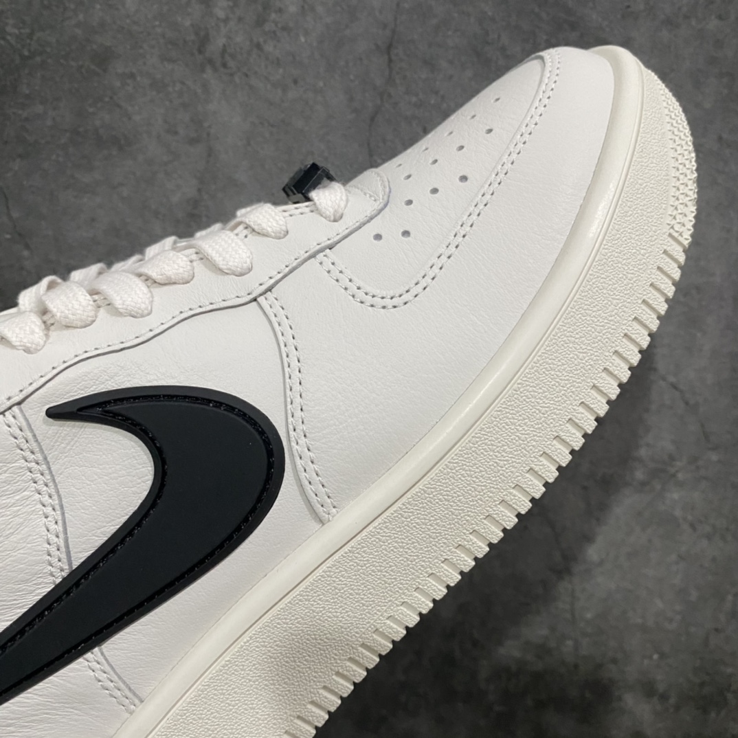 [T1 foreign trade version] Ambush x AF1 Air Force 1 Low Air Force 1 low-top sports sneakers co-branded large hook white and black DV3464-002