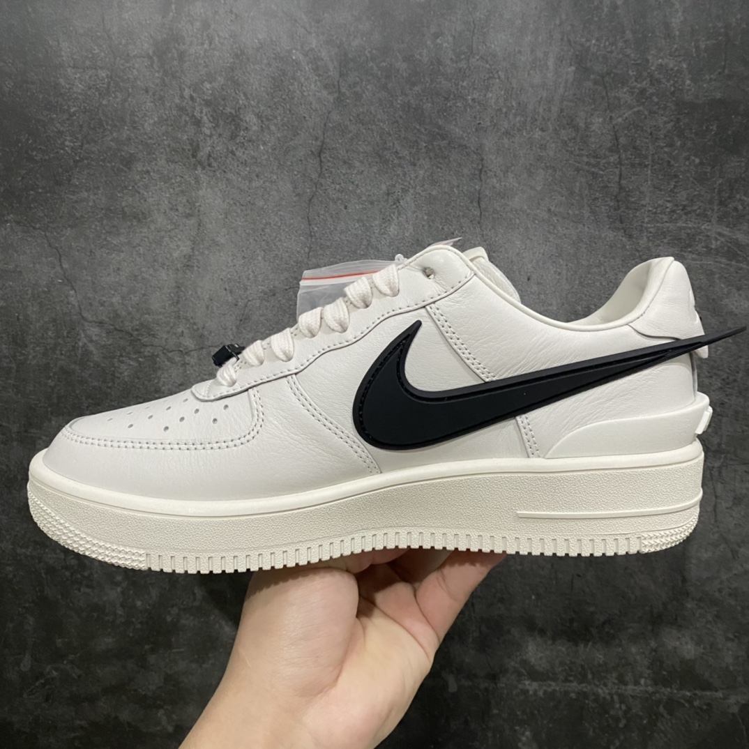 [T1 foreign trade version] Ambush x AF1 Air Force 1 Low Air Force 1 low-top sports sneakers co-branded large hook white and black DV3464-002