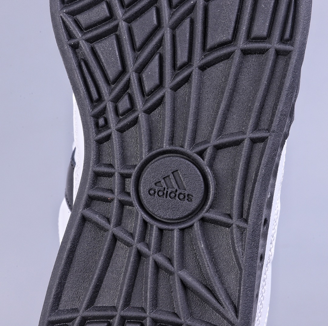 Adidas Adimatic series panda retro classic shark bread shoes ID7717