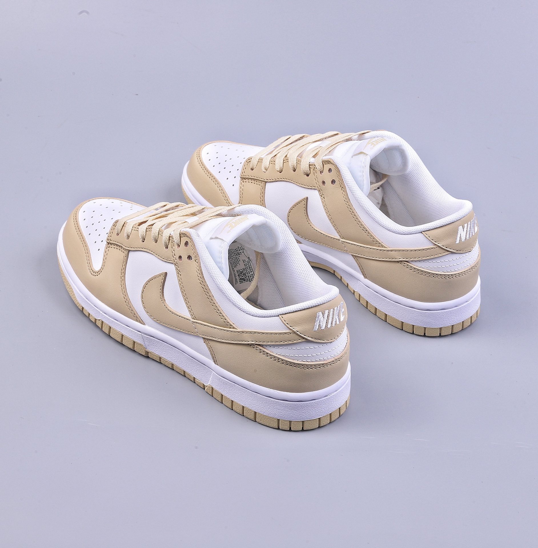 A Nike Dunk Low Team Gold Beige DV0833-100