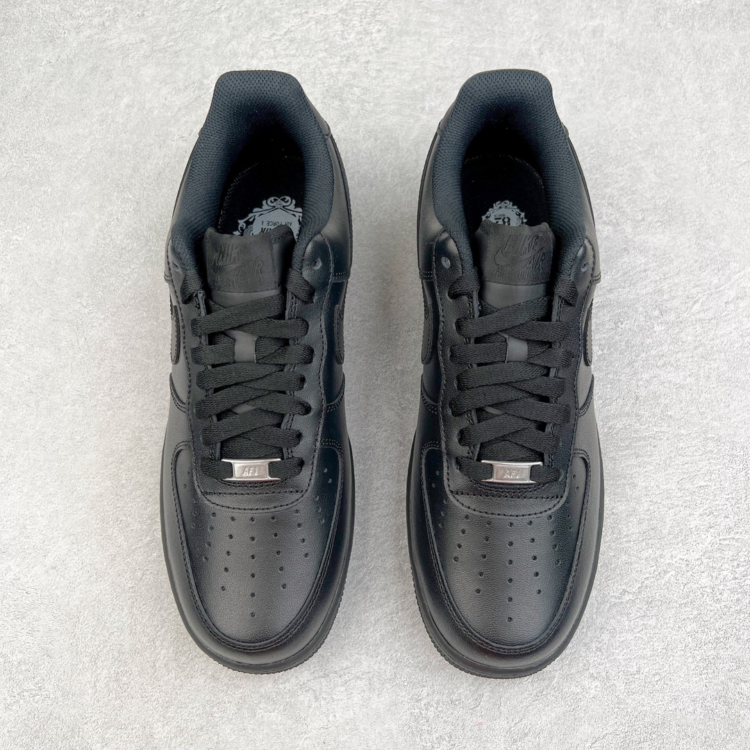 图片[2]-零售💰200 ＃G版纯原 NK Air Force 1 Low \’07 空军一号低帮经典板鞋 纯黑 CW2288-001 同步官方2022全新版本 不规则波浪大底咬花 全鞋电脑针车 工整有序 视觉效果满分 原厂拉帮手法 标准四线 密度针距针孔大小控制到位 原装反口里网布海绵 正确卡色网眼大小 新版鞋撑改用纸团代替 原厂港宝加持完美还原灵魂版型 原盒原配从里到外百分百还原 原厂全头层原厂皮料 原标原盒 内置Sole气垫 中底白色背胶 中底划线 已经无限的接近公司 原厂楦头 原厂刺绣 后跟弧度修正 独家私模最大开发到47.5 尺码：35.5 36 36.5 37.5 38 38.5 39 40 40.5 41 42 42.5 43 44 44.5 45 46 47.5 编码：by2936000-运动鞋