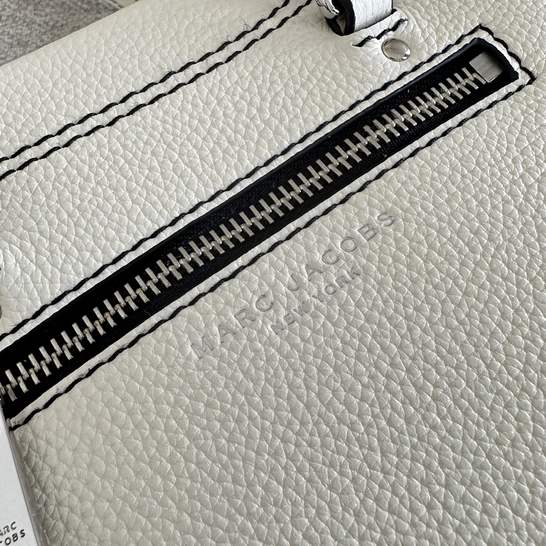 Marc Jacobs ～mj手提斜挎包 荔枝纹头层牛皮