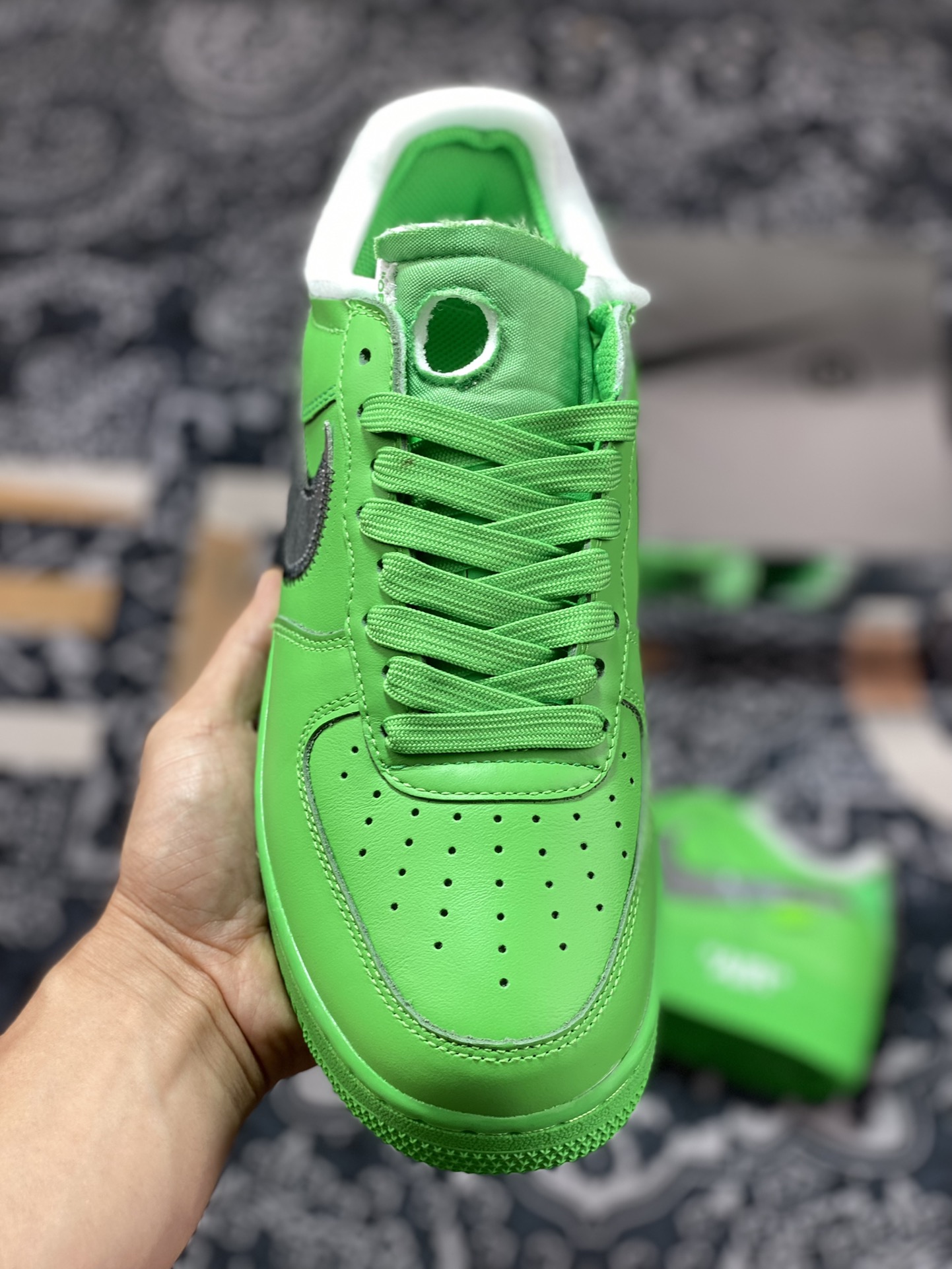 Off-White x Nike Air Force 1'07 Low ”Light Green Spark” Air Force One sneakers ”OW light green silver hook” DX1419-300