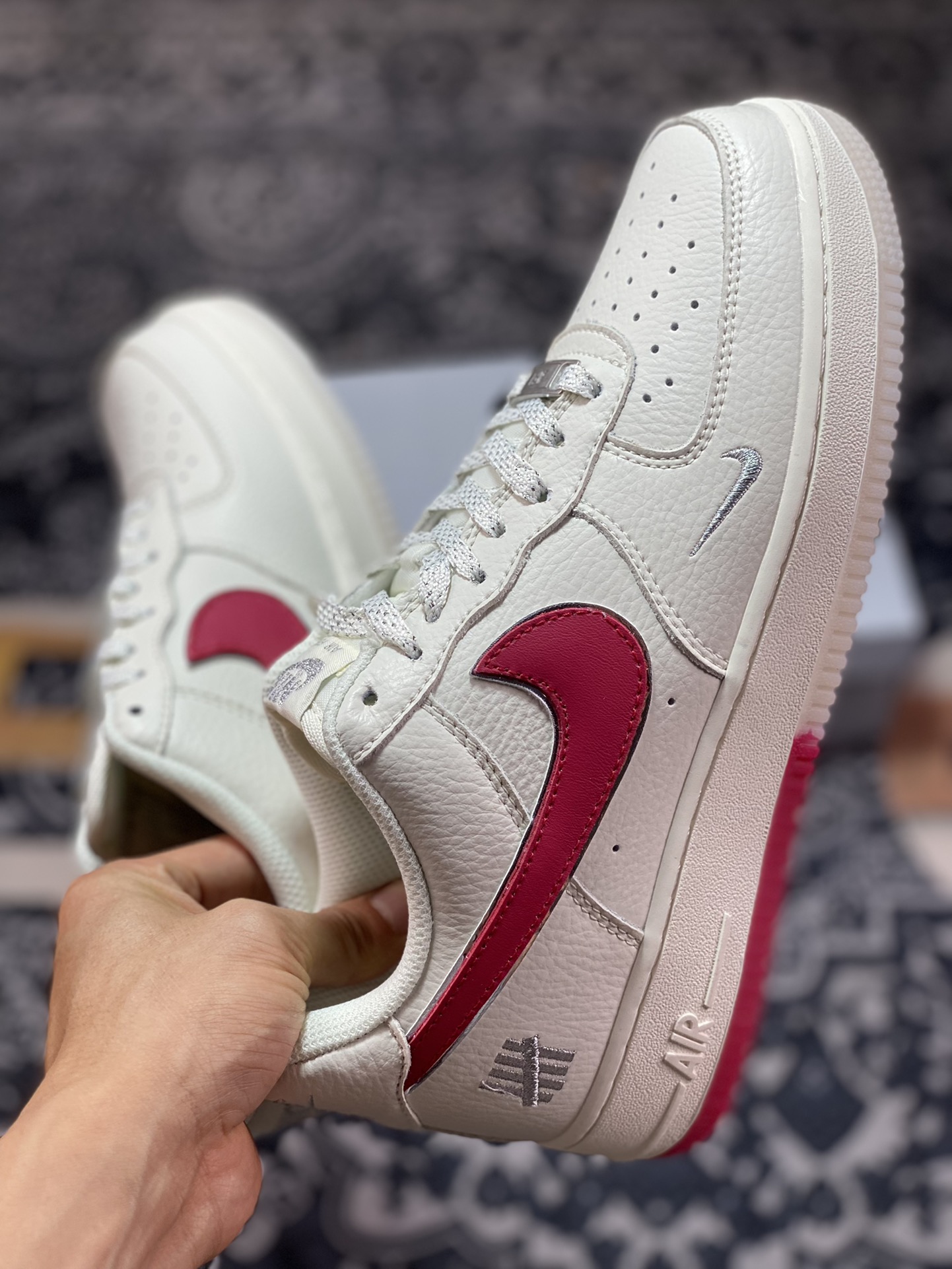240 UNDEFEATED x Nike Air Force 1′07 Low”Beige/Red/Sliver 3M”空军一号经板鞋“米白红银车线五杠印花”BS9055-732