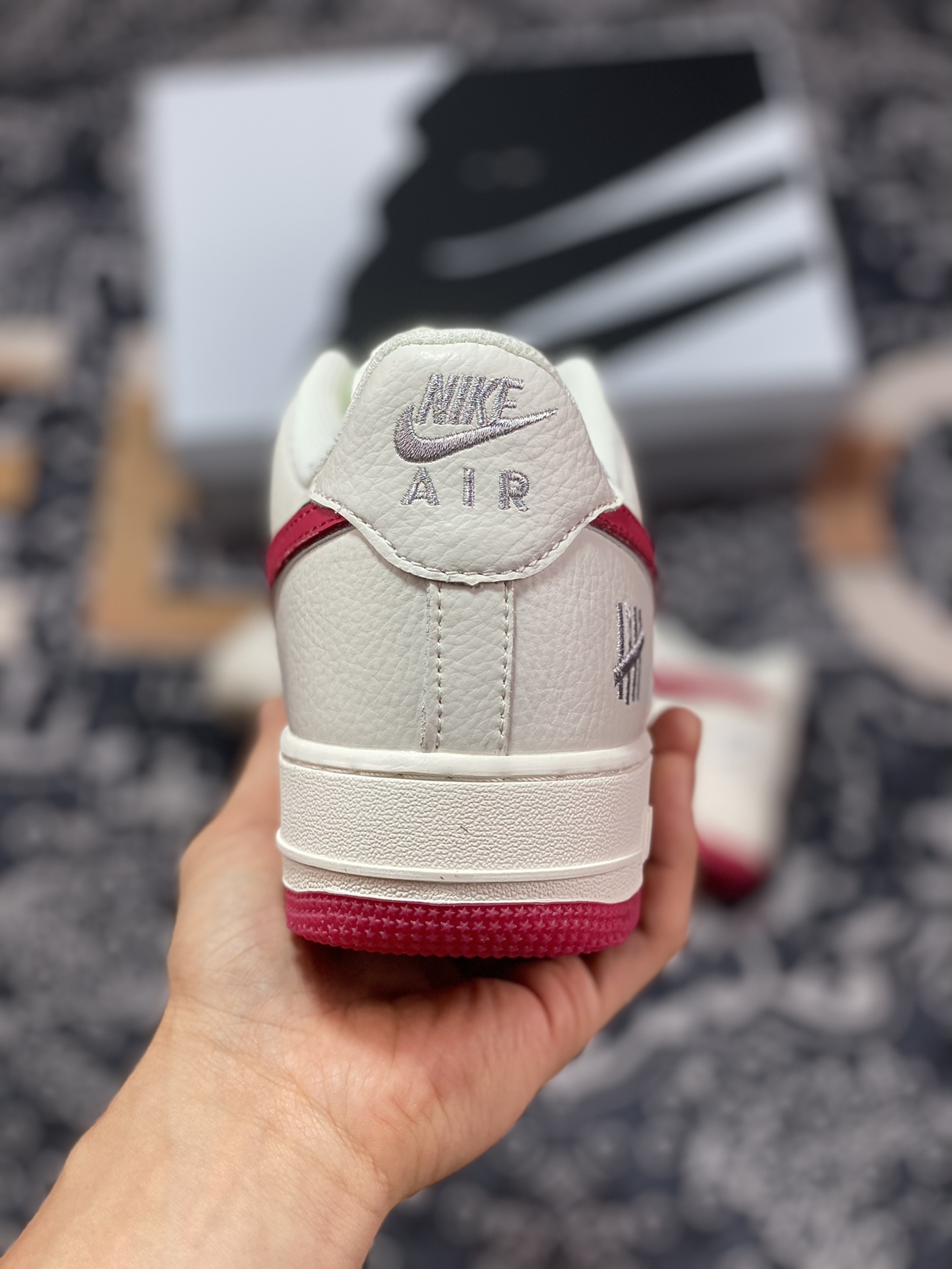 240 UNDEFEATED x Nike Air Force 1′07 Low”Beige/Red/Sliver 3M”空军一号经板鞋“米白红银车线五杠印花”BS9055-732