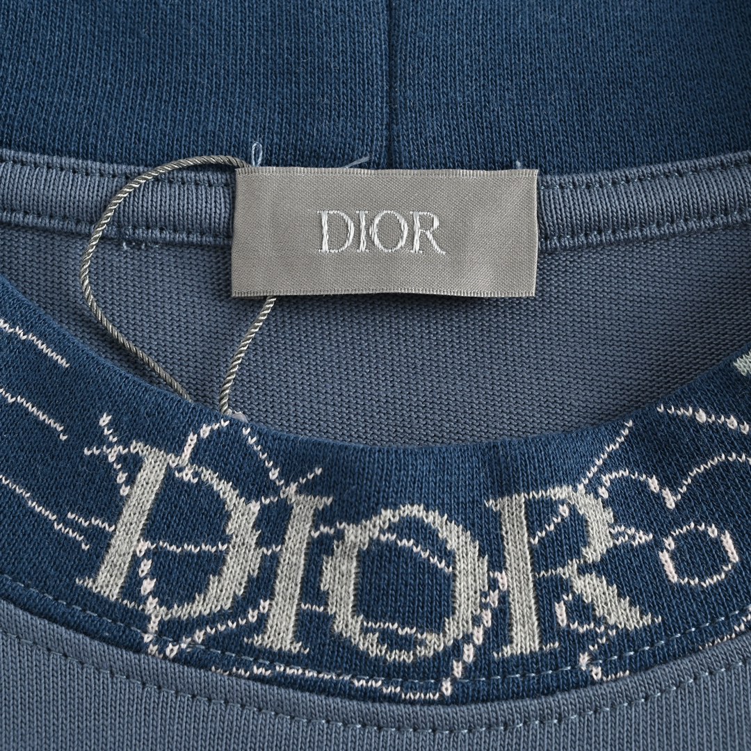 Dior/ 迪奥 23ss 花领口袋刺绣短袖 对色定染面料、刺绣工艺、提花扁机螺纹