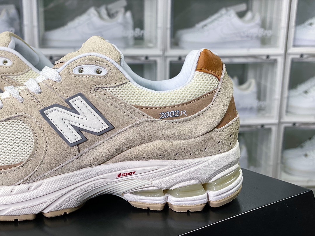 New Balance 2002R Series Retro Dad Style Casual Sports Jogging Shoes ”Light Brown Cork” M2002RSC