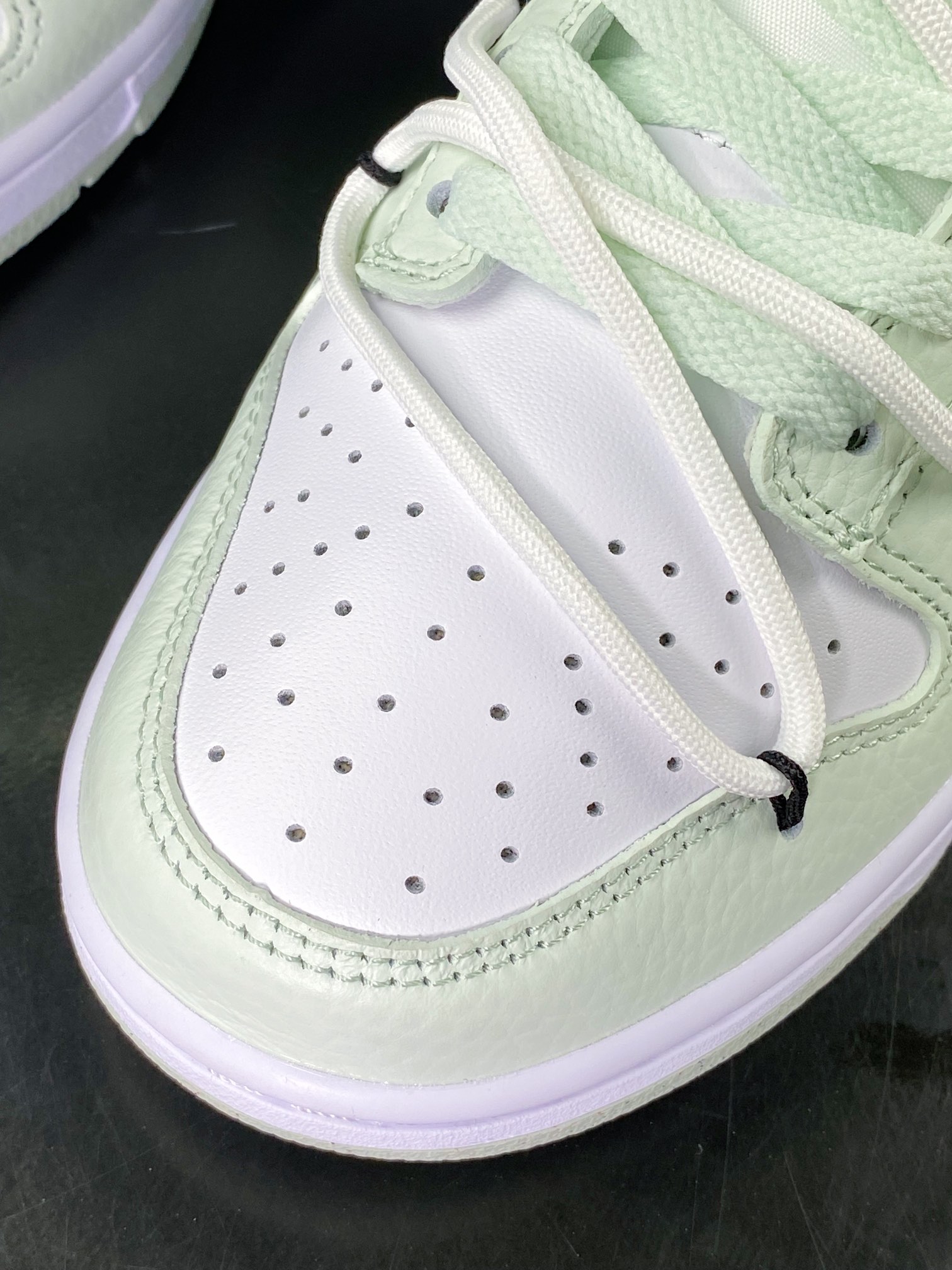 SB Dunk Low ”Mint/White/Green” dunk series low-top casual sports skateboard shoes DN1431-102