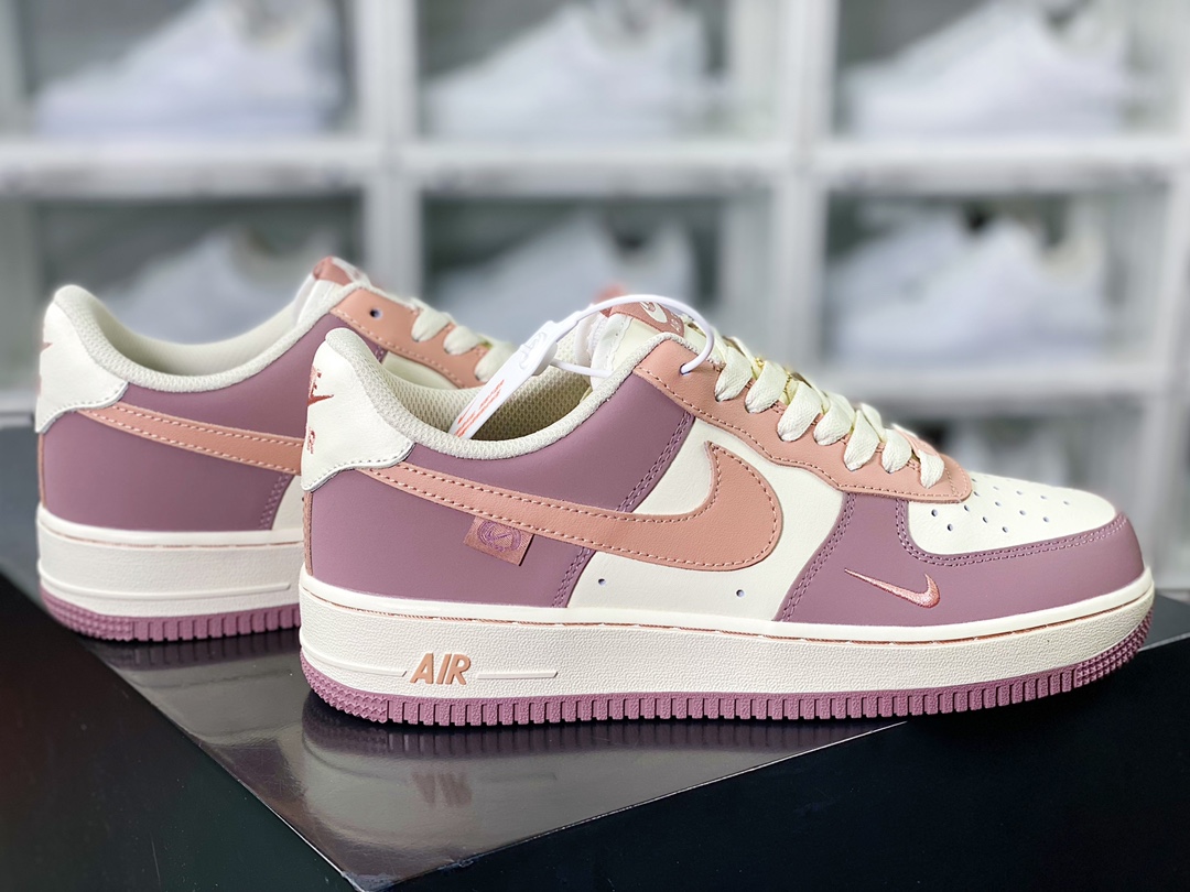 Air Force 1 '07 Low QS ”Purple/Sail White/Brown Swoosh” Air Force 1 sneakers ”leather dirty purple beige white brown small hook” DB3301-155