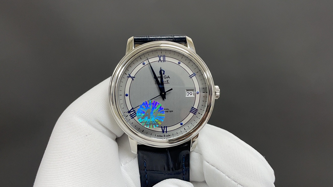Omega 欧米茄 蝶飞