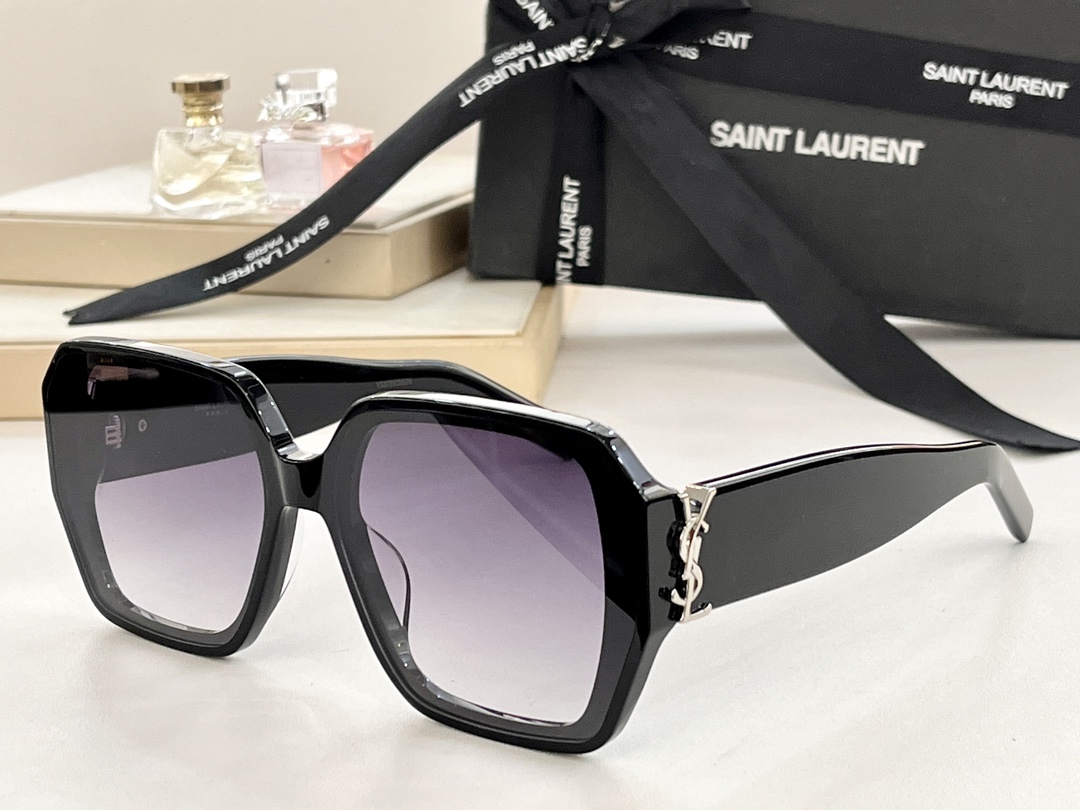  SAINT LAURENL 
YSL徽标
SLM118 
size：63口15-145✔️

