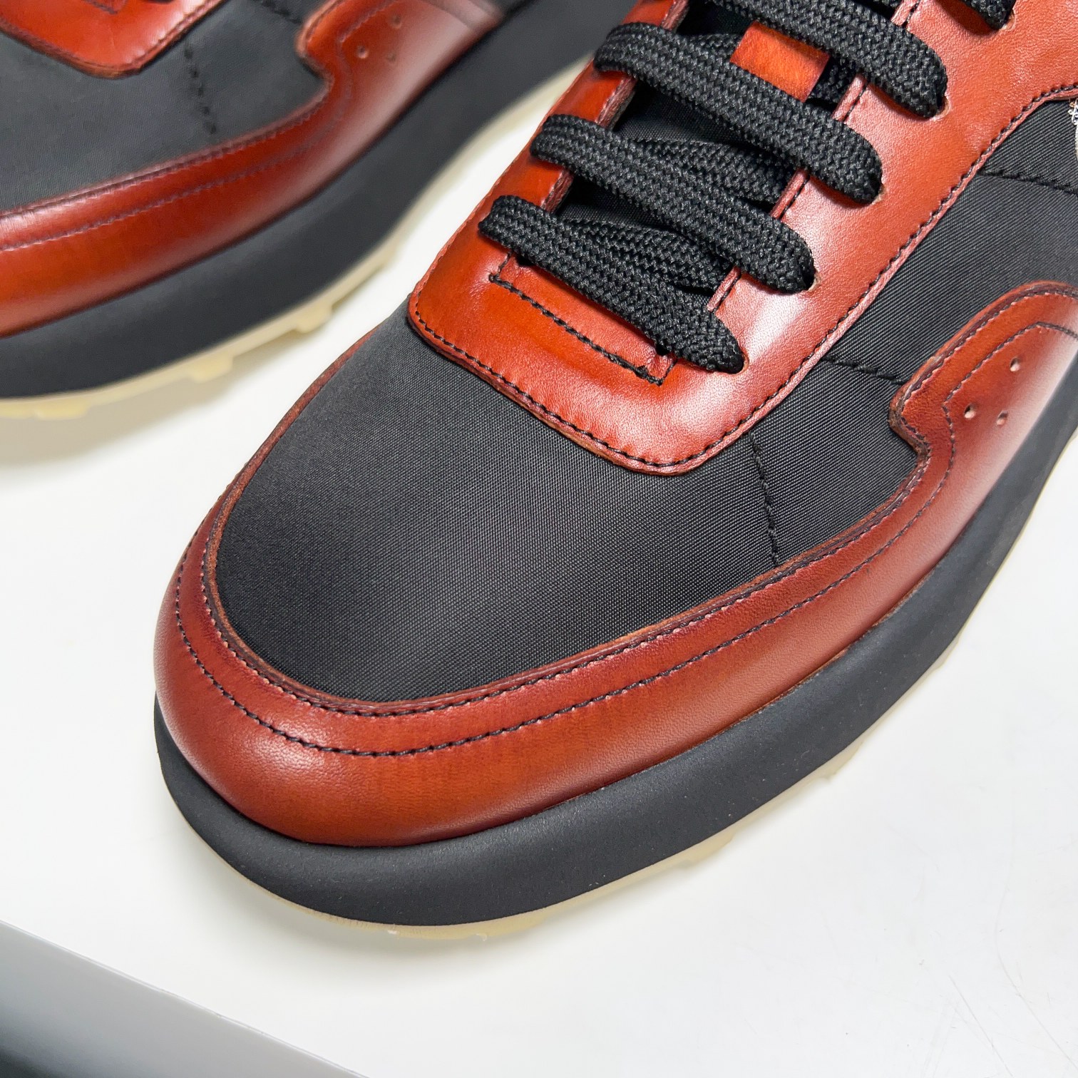 Berlut* Berluti primavera y verano nuevo ligero Track zapatillas de deporte de cuero y nylon precio 
