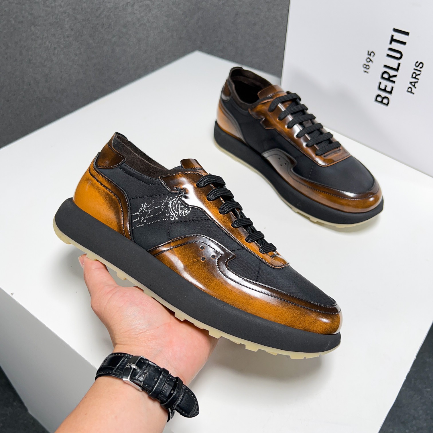 Berlut* Nuevos productos de primavera/verano de Bruti Deportivas ligeras Track de ante y nailon Prec