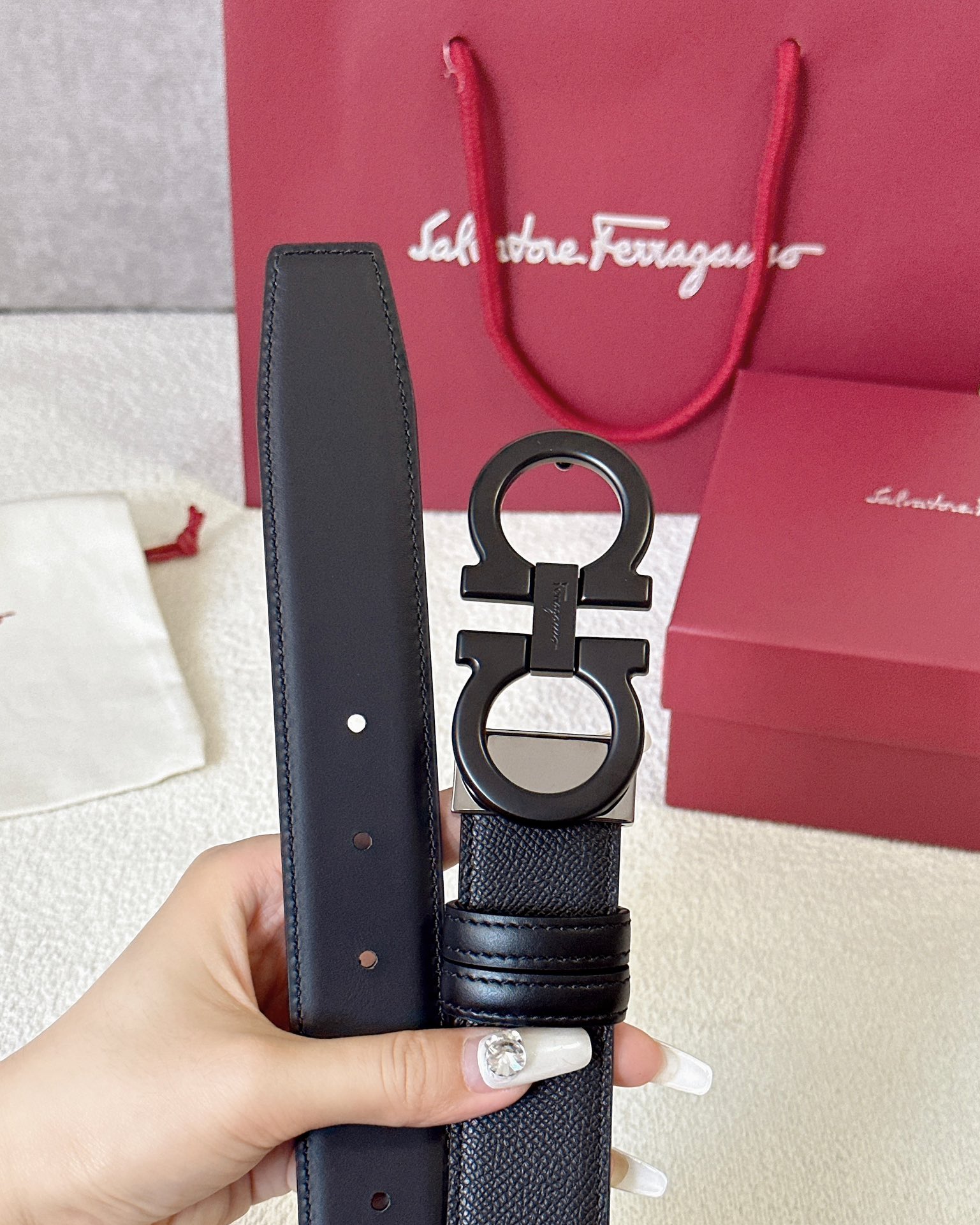 菲拉格慕Ferragamo支持NFC
