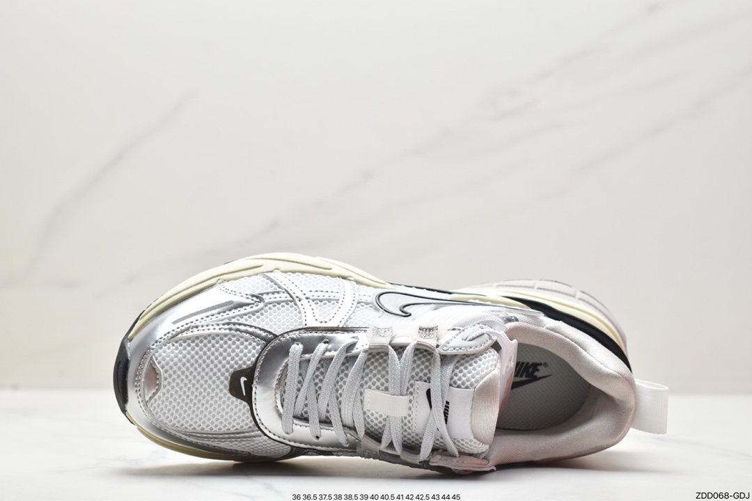230 NIKE V2K RUN跑步鞋复古风潮 网面透气运动鞋 FD0736-101