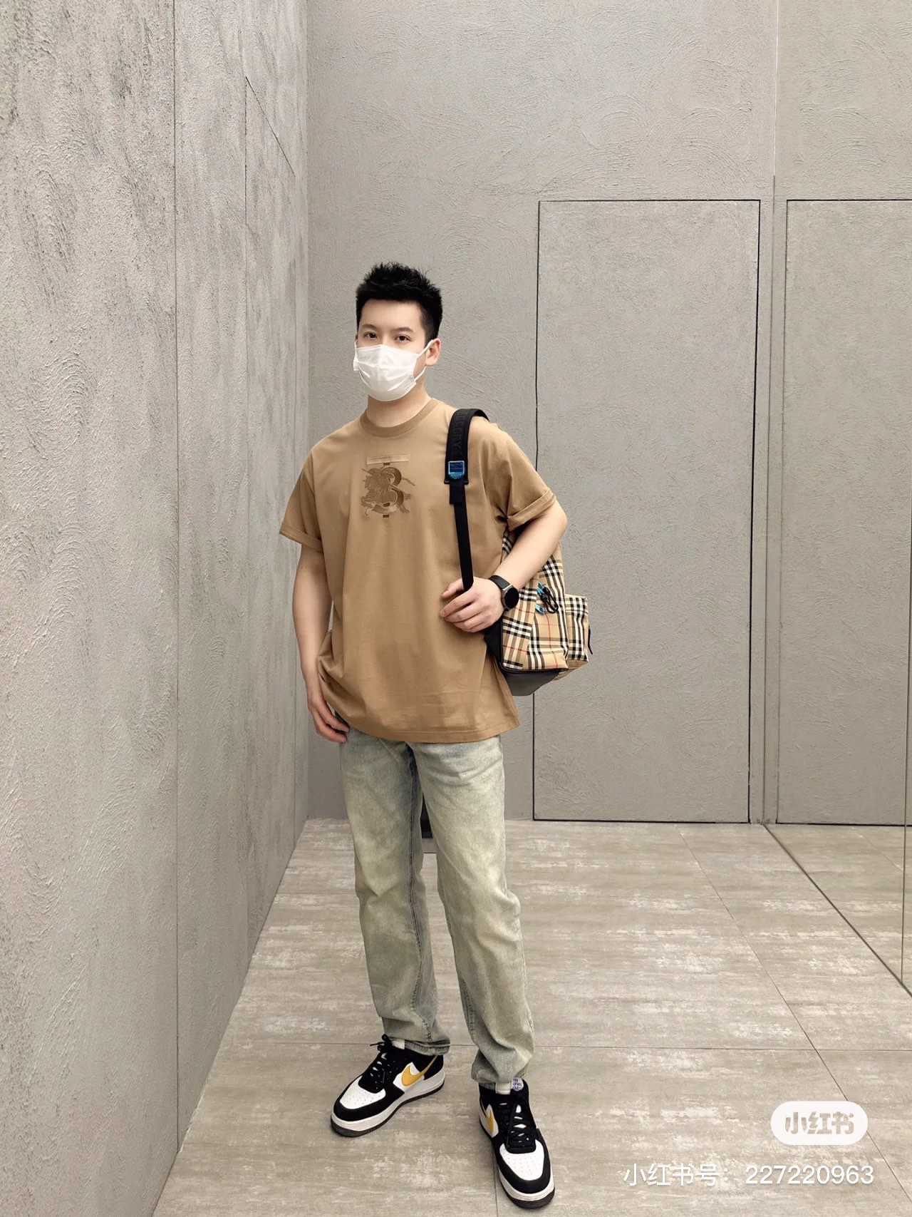 博柏利 Burberry 高定典藏名品高定成衣时装外套连衣裙衬衫T恤 #04AB8617 7