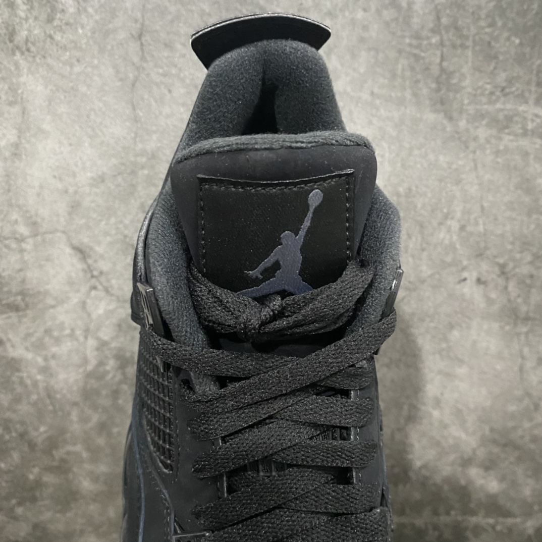 图片[8]-【LJR版】Air Jordan AJ4 Retro \”Black Cat\” 黑猫 CU1110-010n圈内公认最强四代 全套原纸板楦头开发 原厂皮料 完美版型 一比一鞋头弧度高度鞋身弧度 数据细节工艺流程均保持原鞋一致 原厂TPU网格鞋带扣 正确内里网布 菱角分明不变形无多余毛边 柔软性质感一致于原鞋 市场唯一原厂鞋扣模具 背面可见隐藏注塑口 原厂织唛标 原厂飞人电绣工艺 尾指中部跳三针 独家绑鞋带手法 印刷中底布 四线拉帮 米色美纹纸贴合固定 进口港宝加持 后跟自然饱满 全鞋荧光划线卡点 追求极致完美 每一双都是工艺品 多重QC质检 超越公司货的品控标准 实实在在的免检产品 尺码：40.5 41 42 42.5 43 44 44.5 45 46 47.5-莆田鞋批发中心